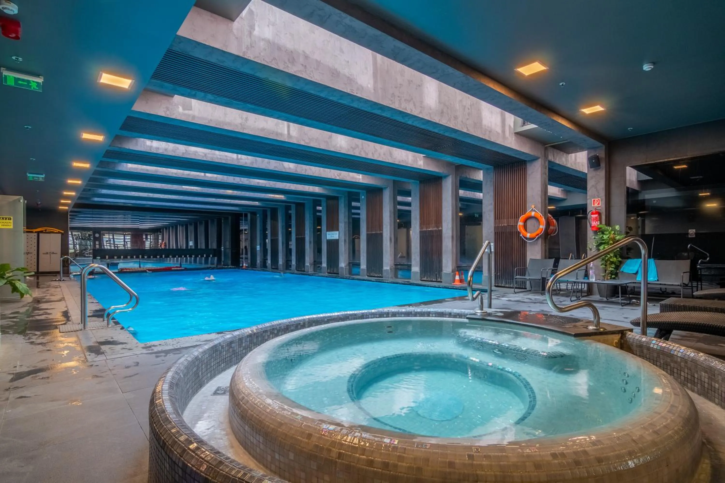 Hot Tub in SWU Opera