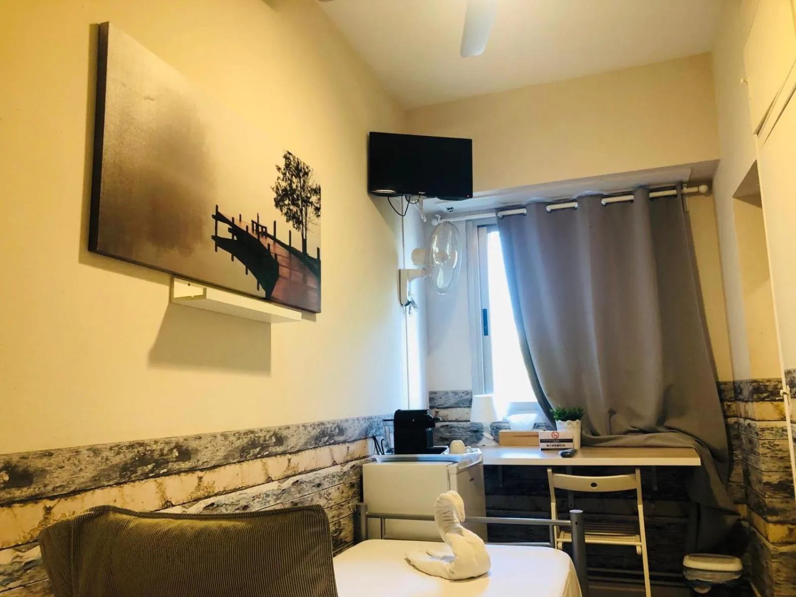 Decorative detail in VALENCIA SUITS YOU Centro Histórico, Establecimiento Automatizado-Fast Auto Check in&Out, Solo para Adultos-Adults only