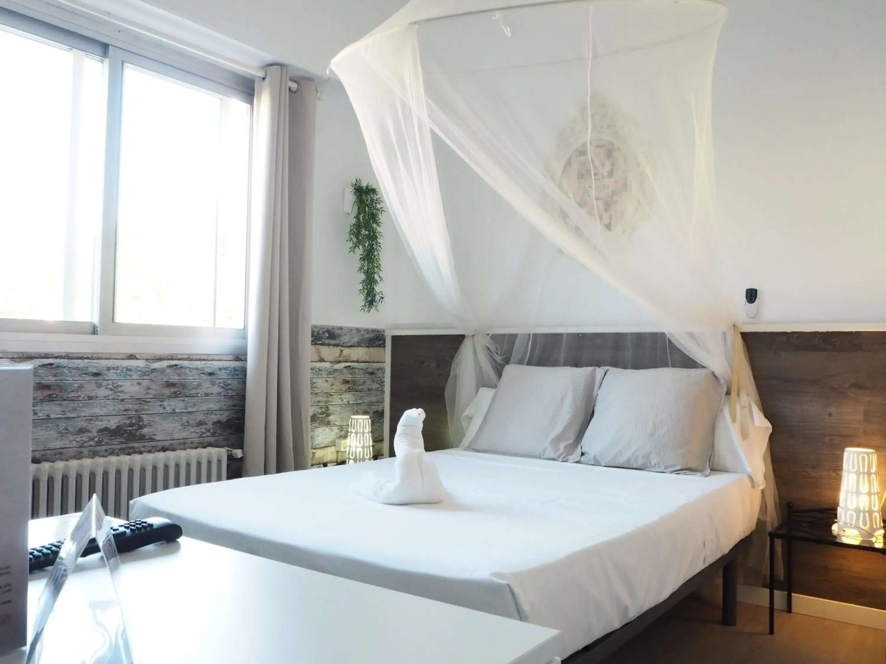 Double Room with Shared Bathroom in VALENCIA SUITS YOU Centro Histórico, Establecimiento Automatizado-Fast Auto Check in&Out, Solo para Adultos-Adults only Double Room with Shared Bathroom in VALENCIA SUITS YOU Centro Histórico, Establecimiento Automatizado-Fast Auto Check in&Out, Solo para Adultos-Adults only