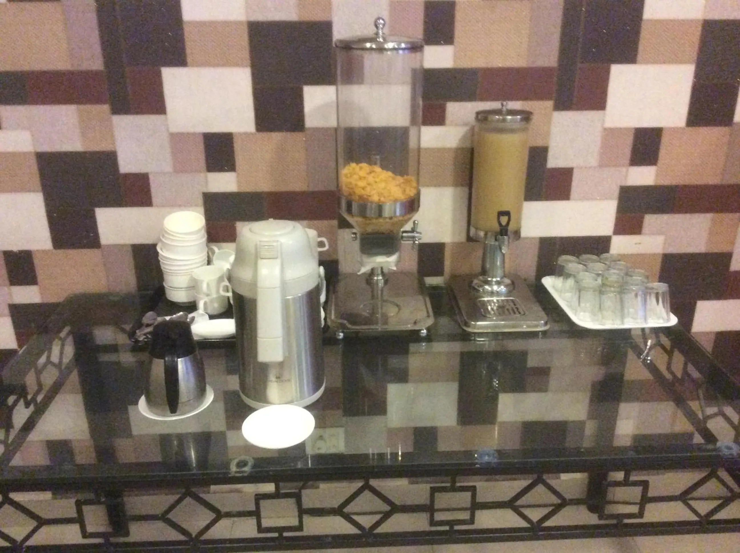 Continental breakfast in The Lotus Apartment hotel, Burkit Road