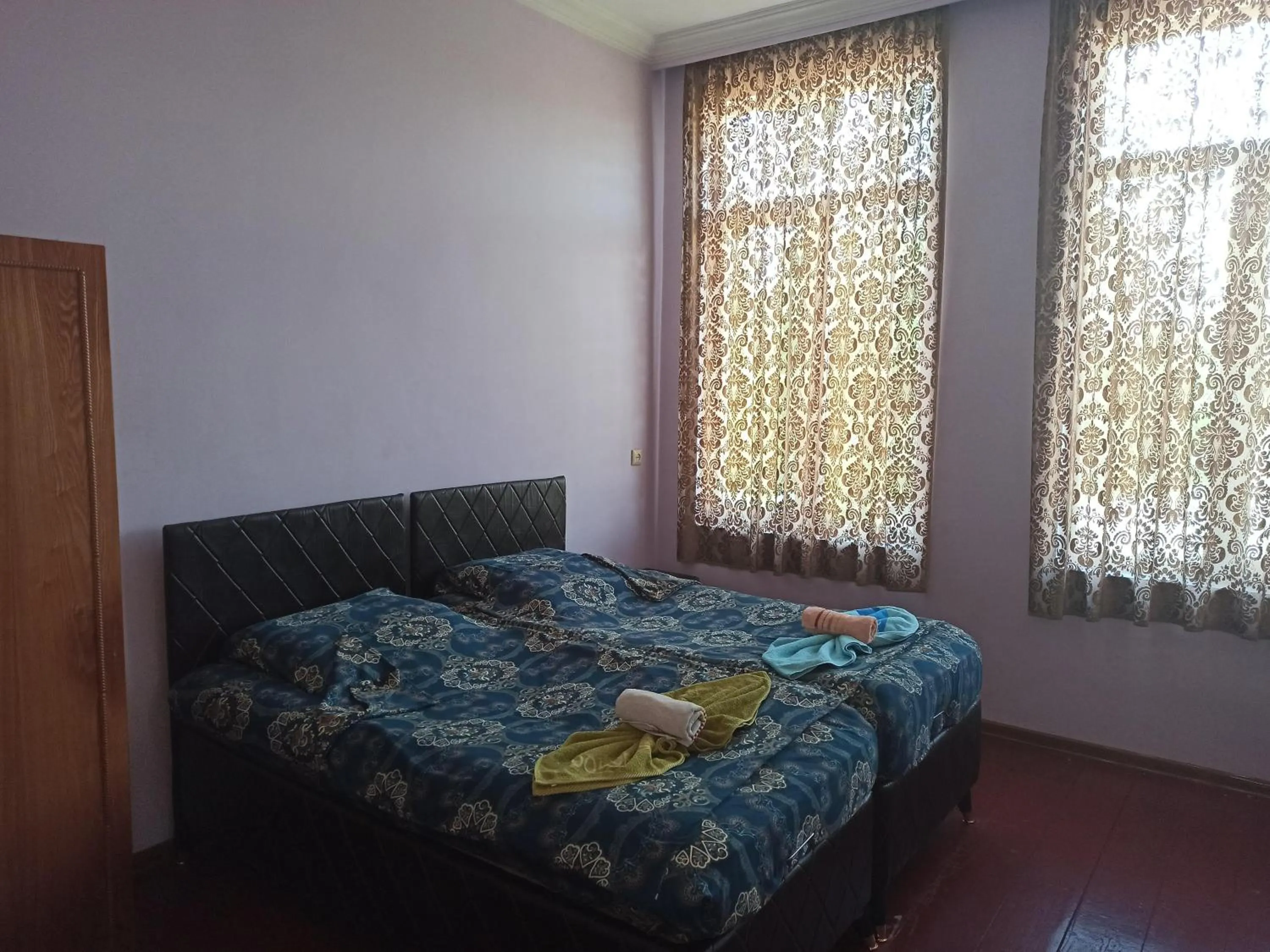 Bed in Cozy home
