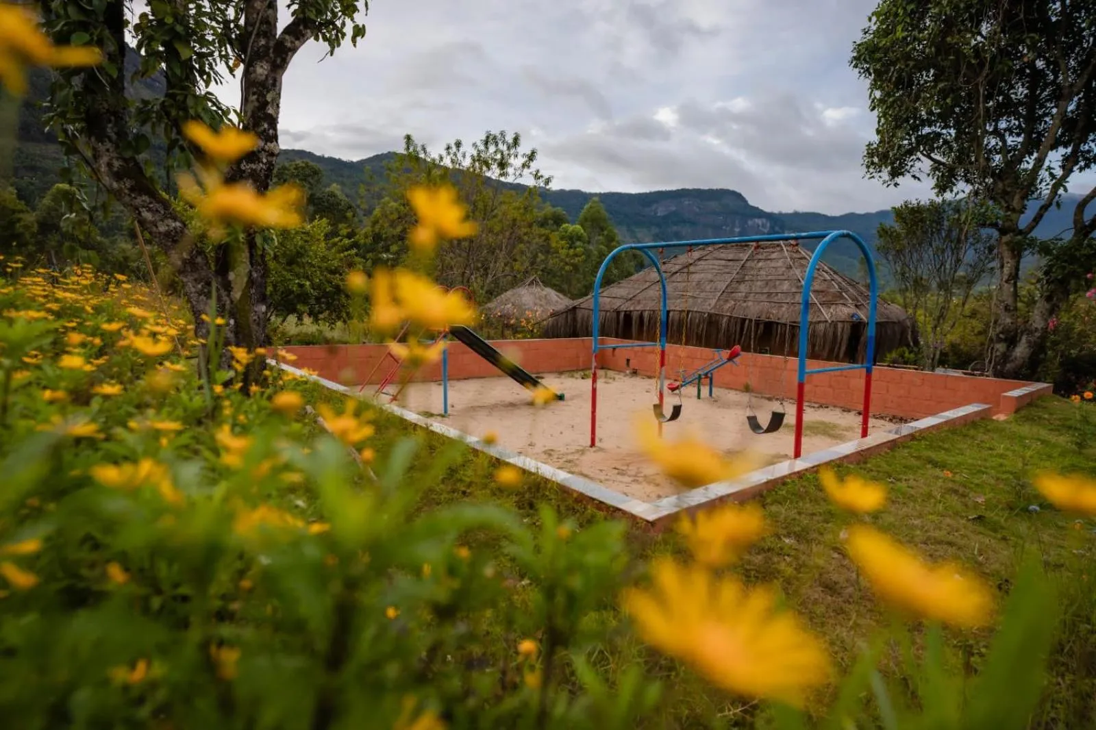 Children play ground in Cleveland Resorts Kanthalloor