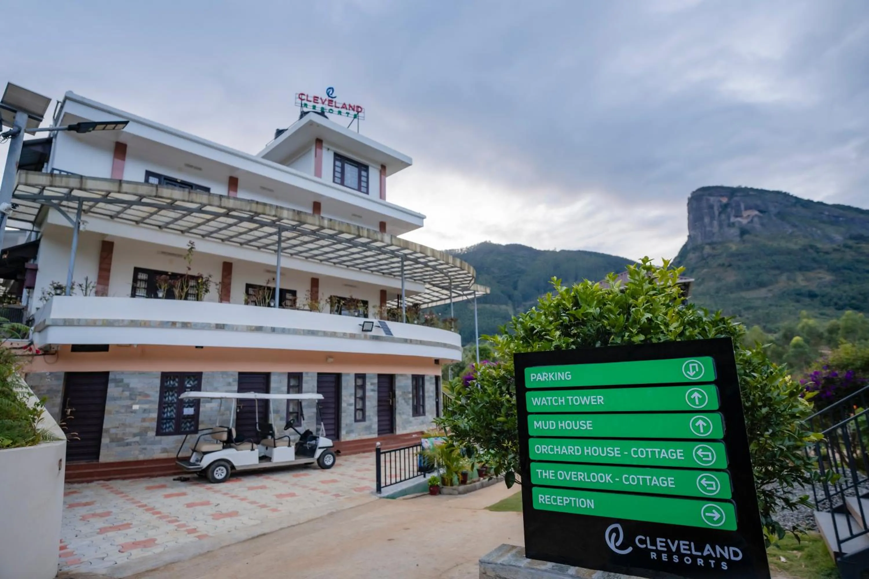 Property building in Cleveland Resorts Kanthalloor