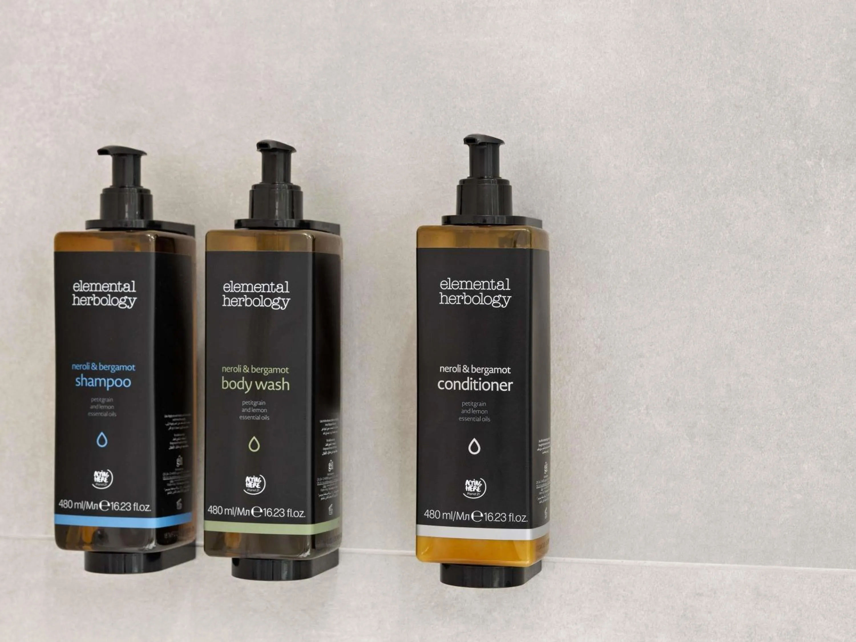 Bedroom in Mercure Tirana