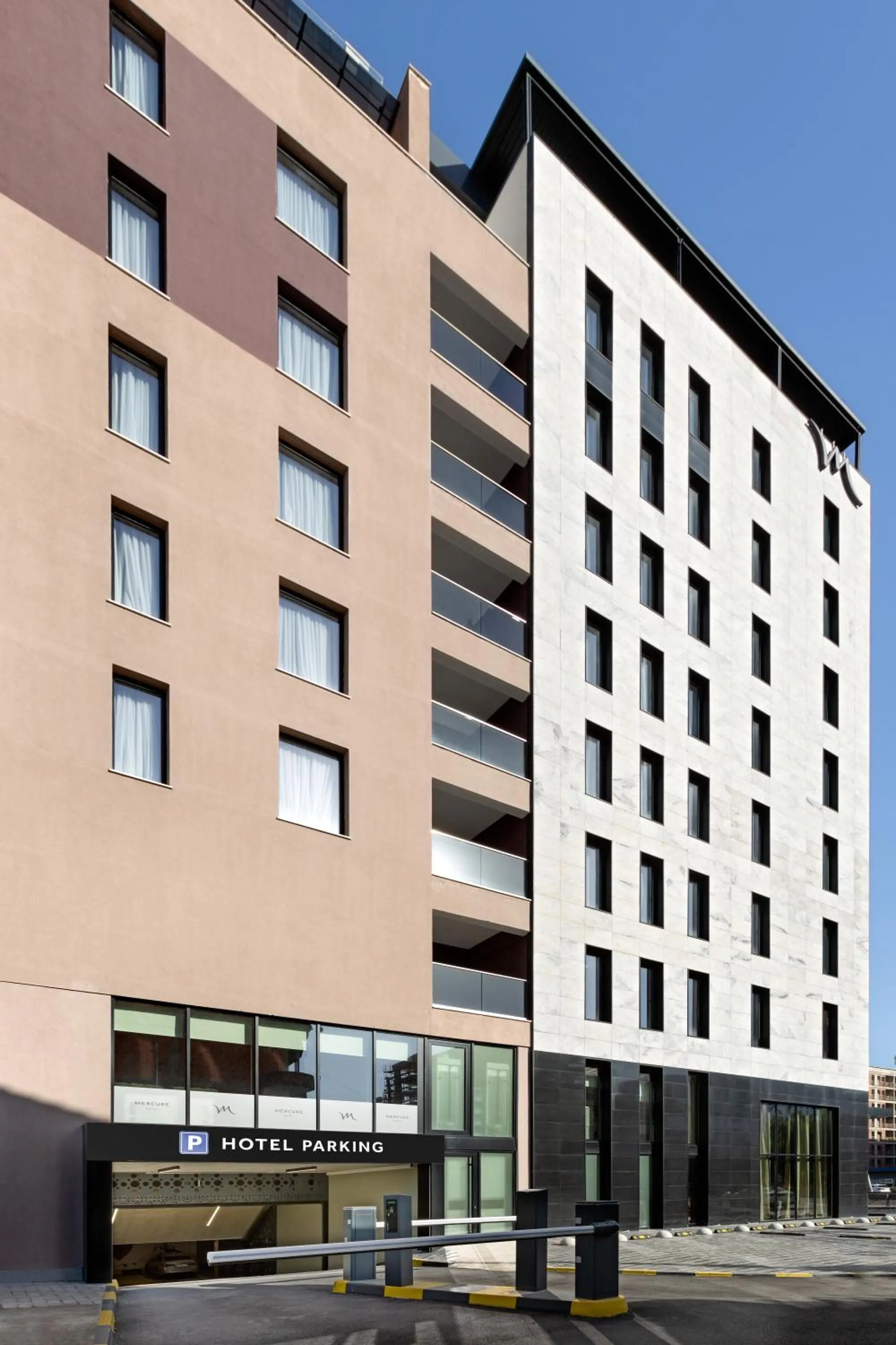 Property building in Mercure Tirana