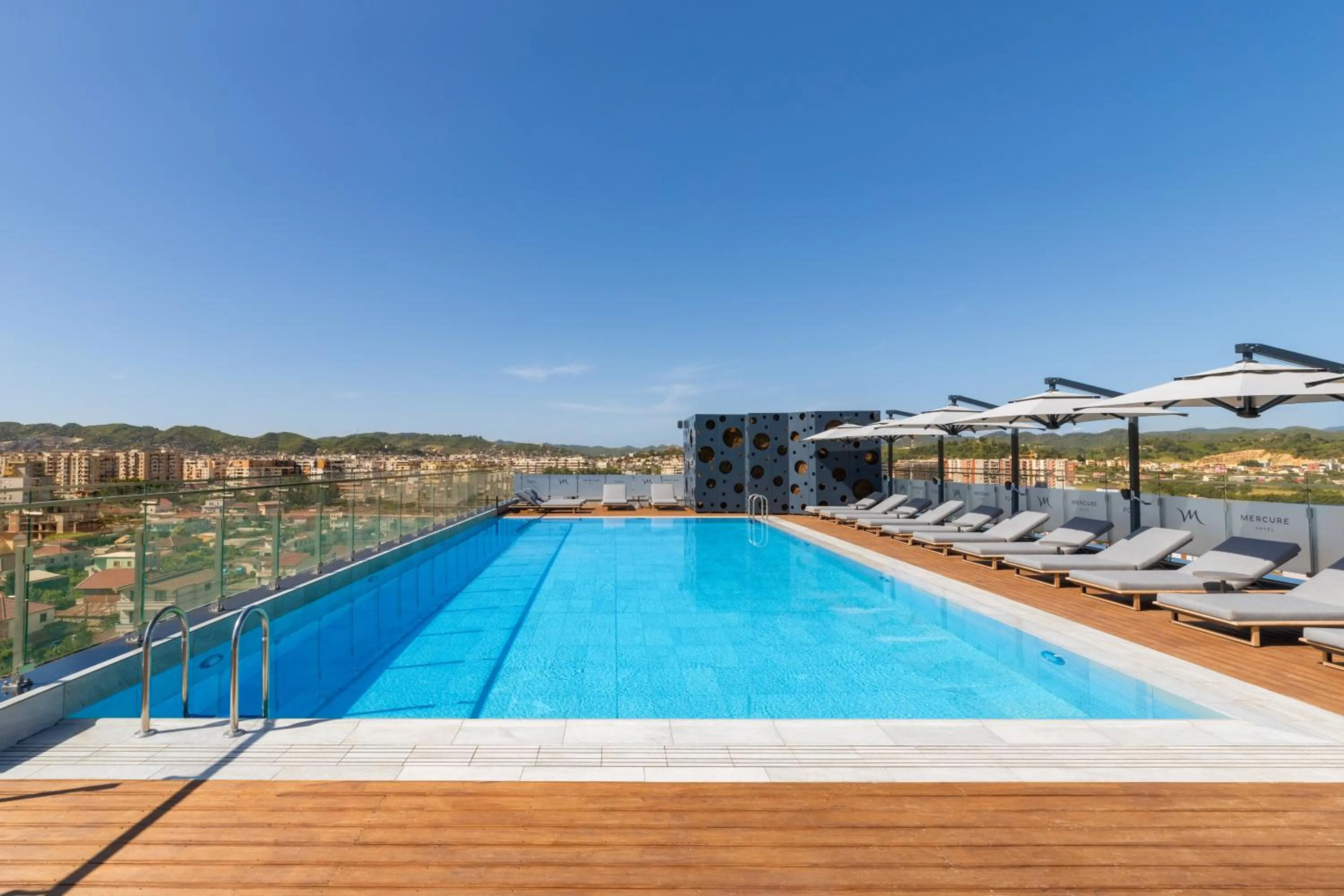 Day in Mercure Tirana