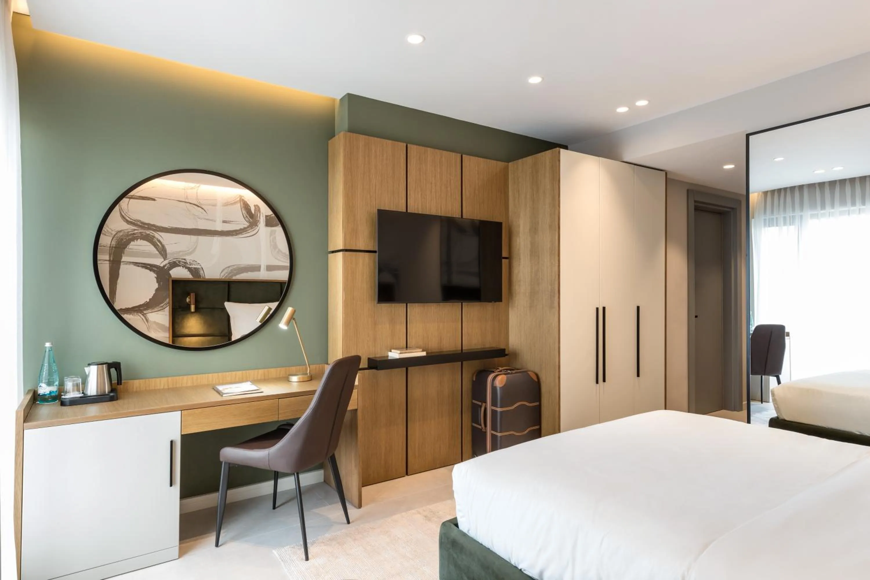 TV and multimedia, Bed in Mercure Tirana