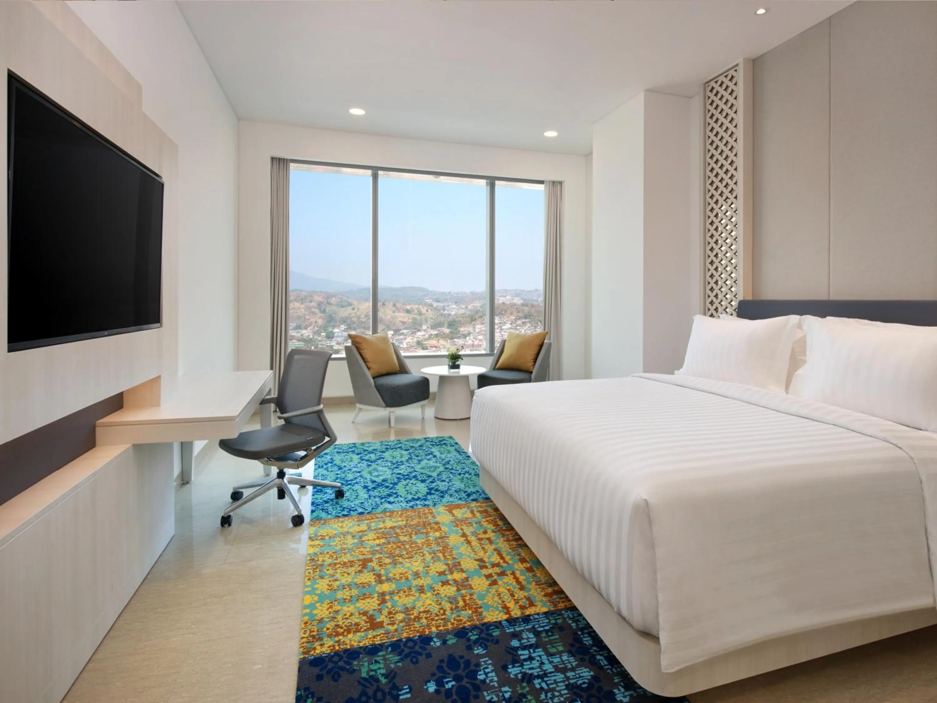 Bedroom, Bed in Grand Mercure Lampung