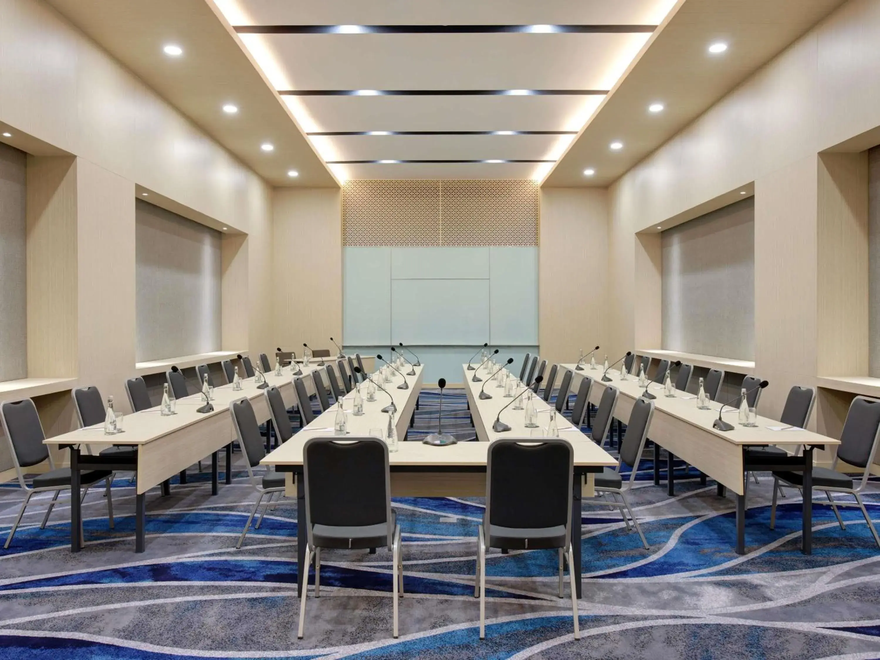 Meeting/conference room in Grand Mercure Lampung Meeting/conference room in Grand Mercure Lampung