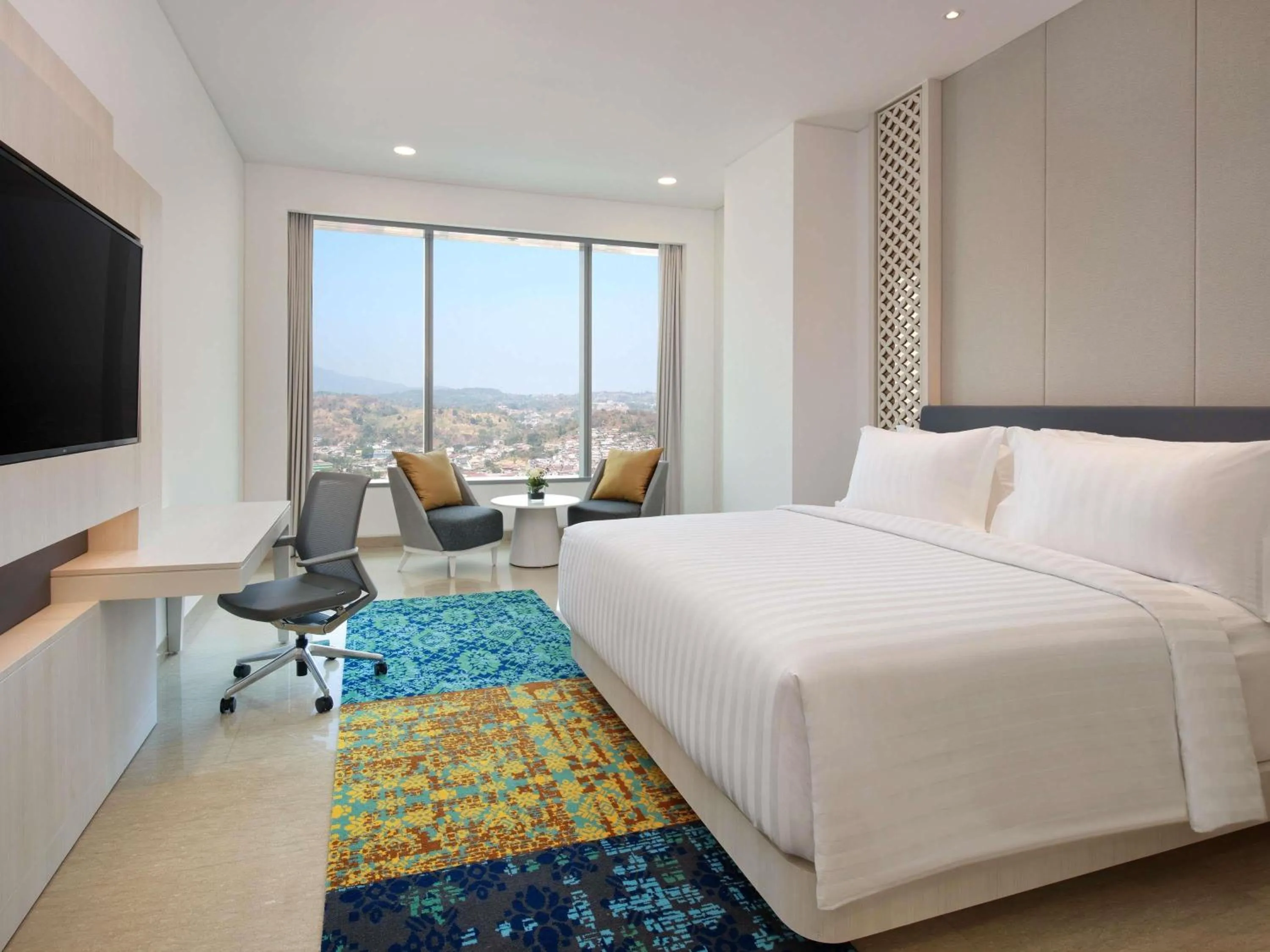 Bedroom, Bed in Grand Mercure Lampung