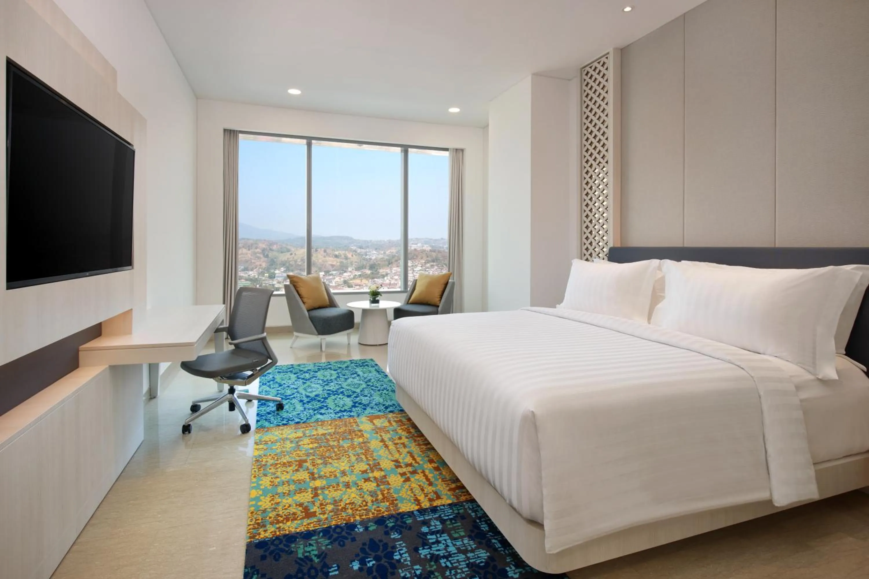 Bedroom, Bed in Grand Mercure Lampung