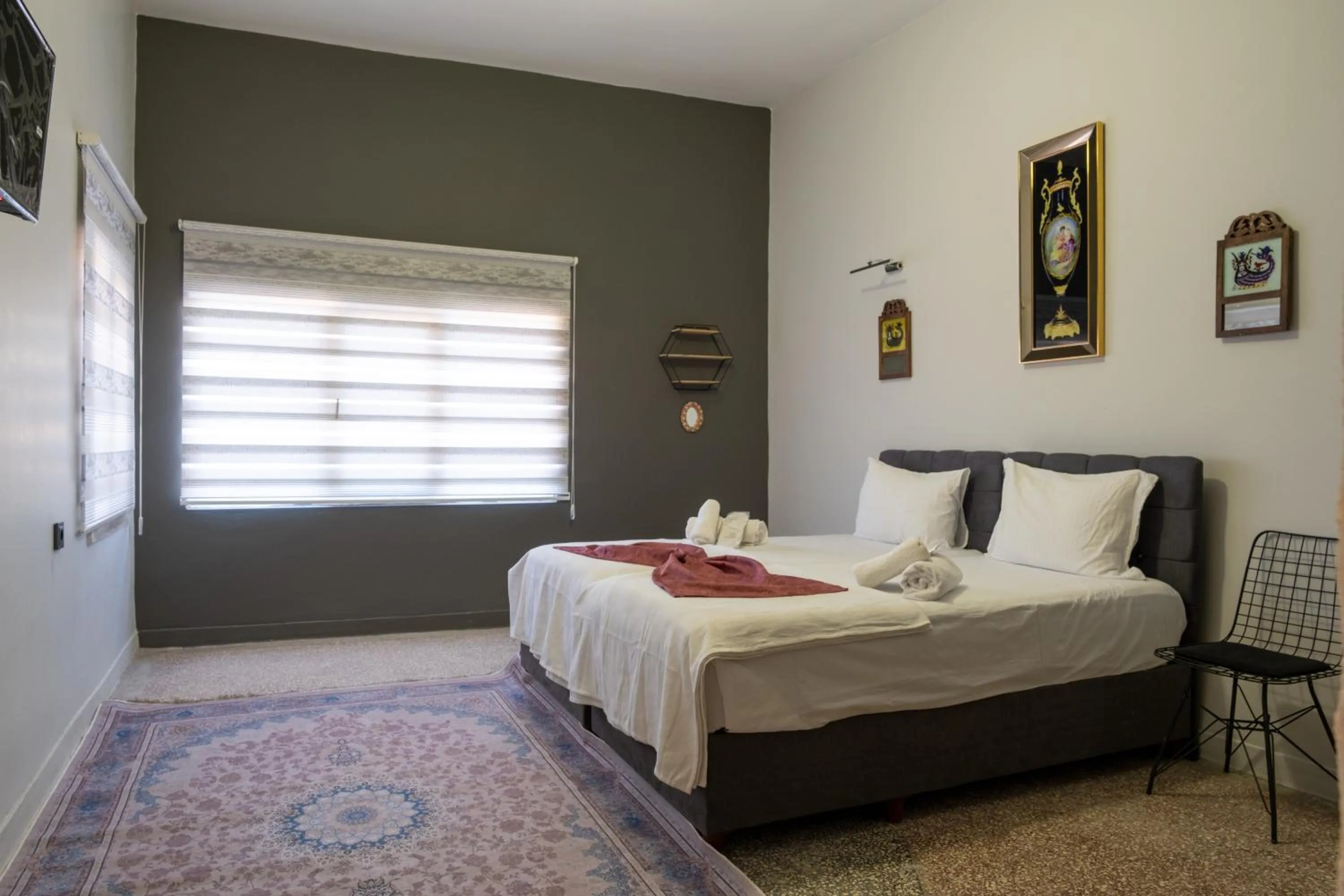 Photo of the whole room, Bed in ELYANS KONAĞI