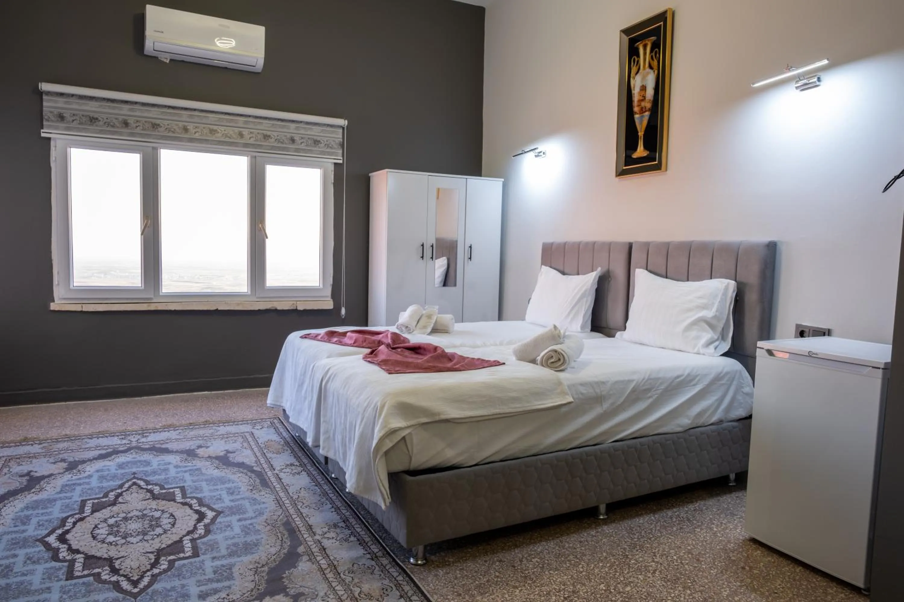 Photo of the whole room, Bed in ELYANS KONAĞI
