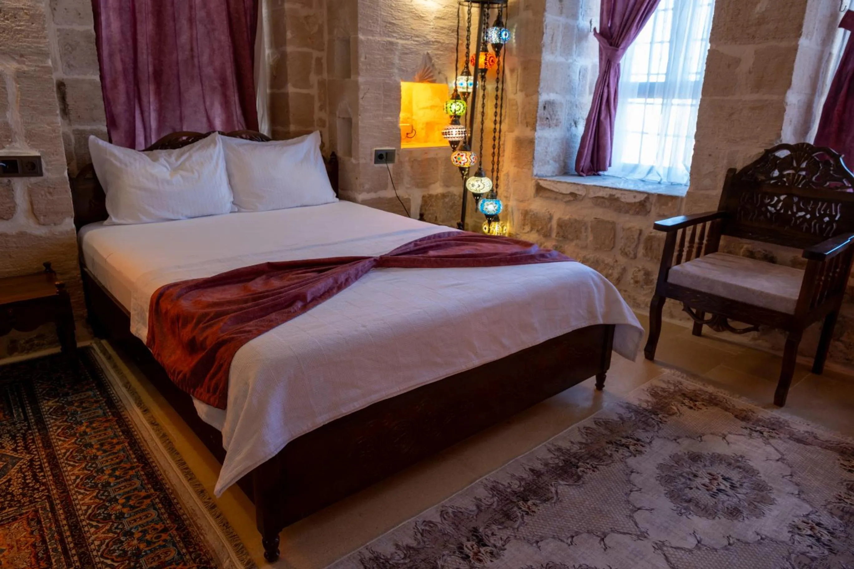 Photo of the whole room, Bed in ELYANS KONAĞI