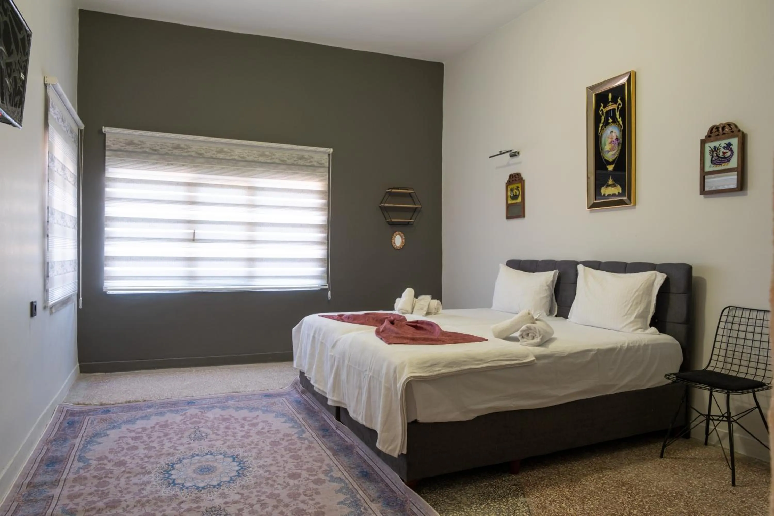 Photo of the whole room, Bed in ELYANS KONAĞI
