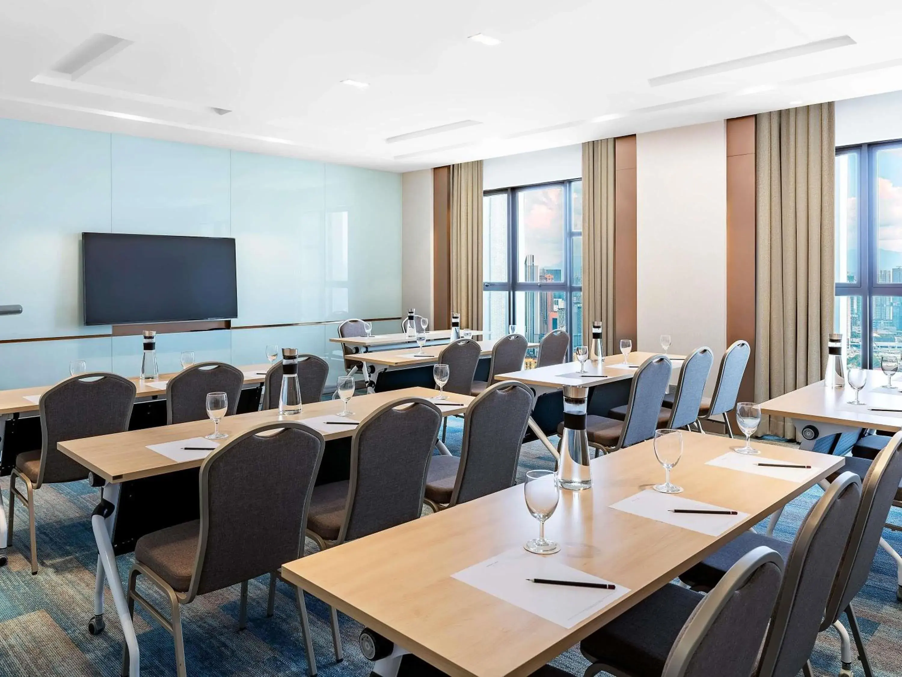 Meeting/conference room in Mercure Kuala Lumpur Trion Meeting/conference room in Mercure Kuala Lumpur Trion