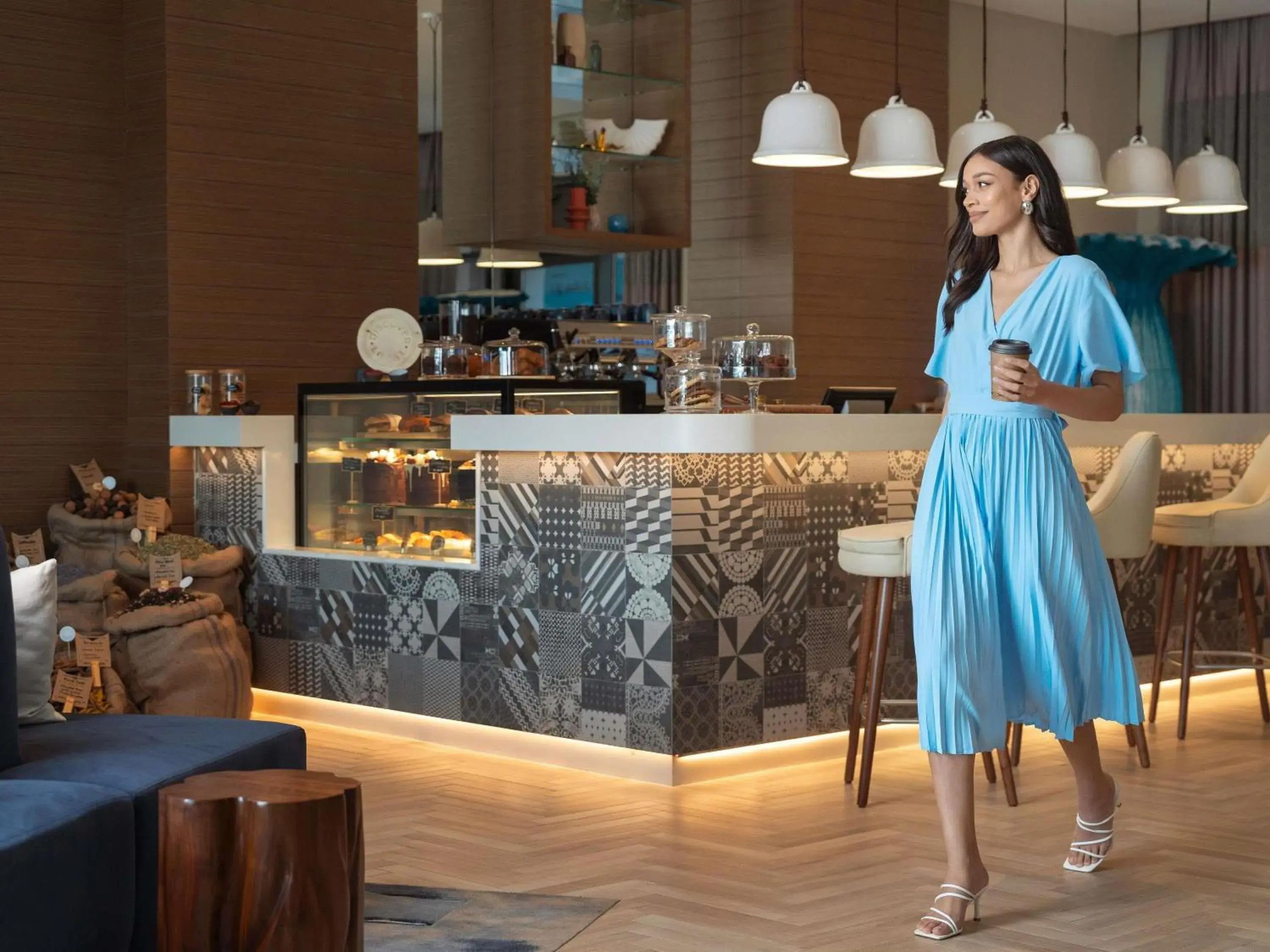 Restaurant/places to eat in Mercure Dubai Deira Restaurant/places to eat in Mercure Dubai Deira