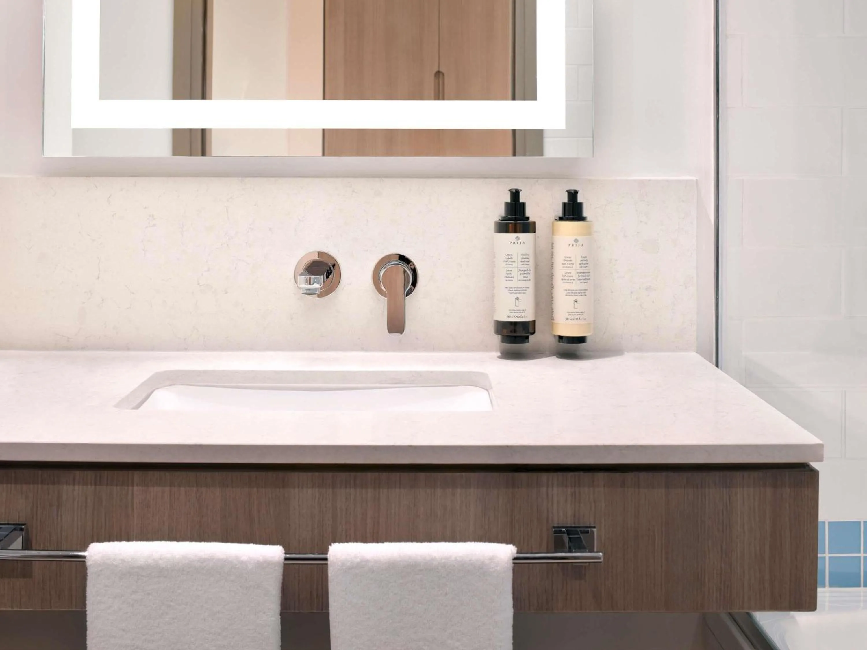 Bedroom in Mercure Dubai Deira