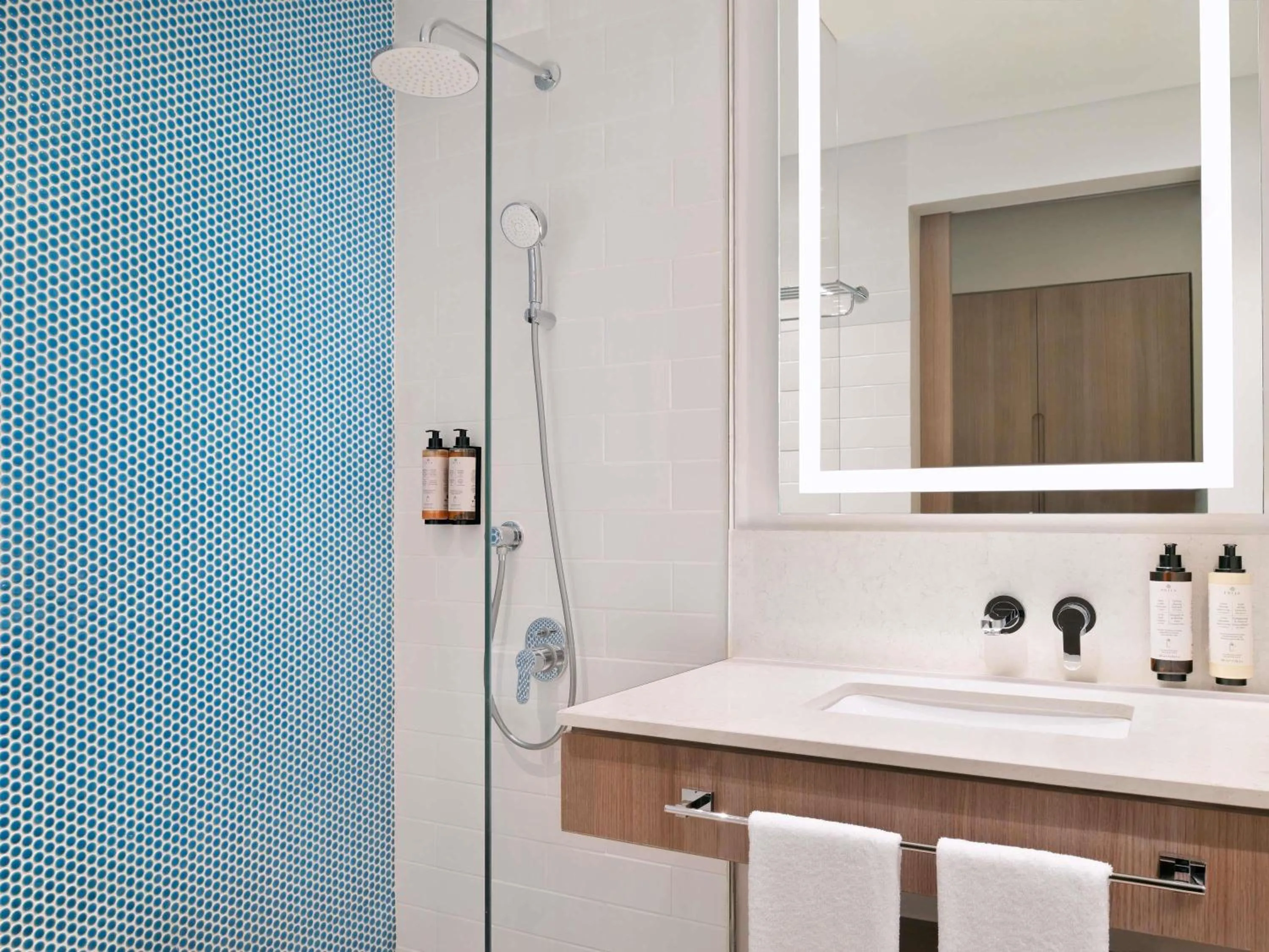 Bedroom in Mercure Dubai Deira