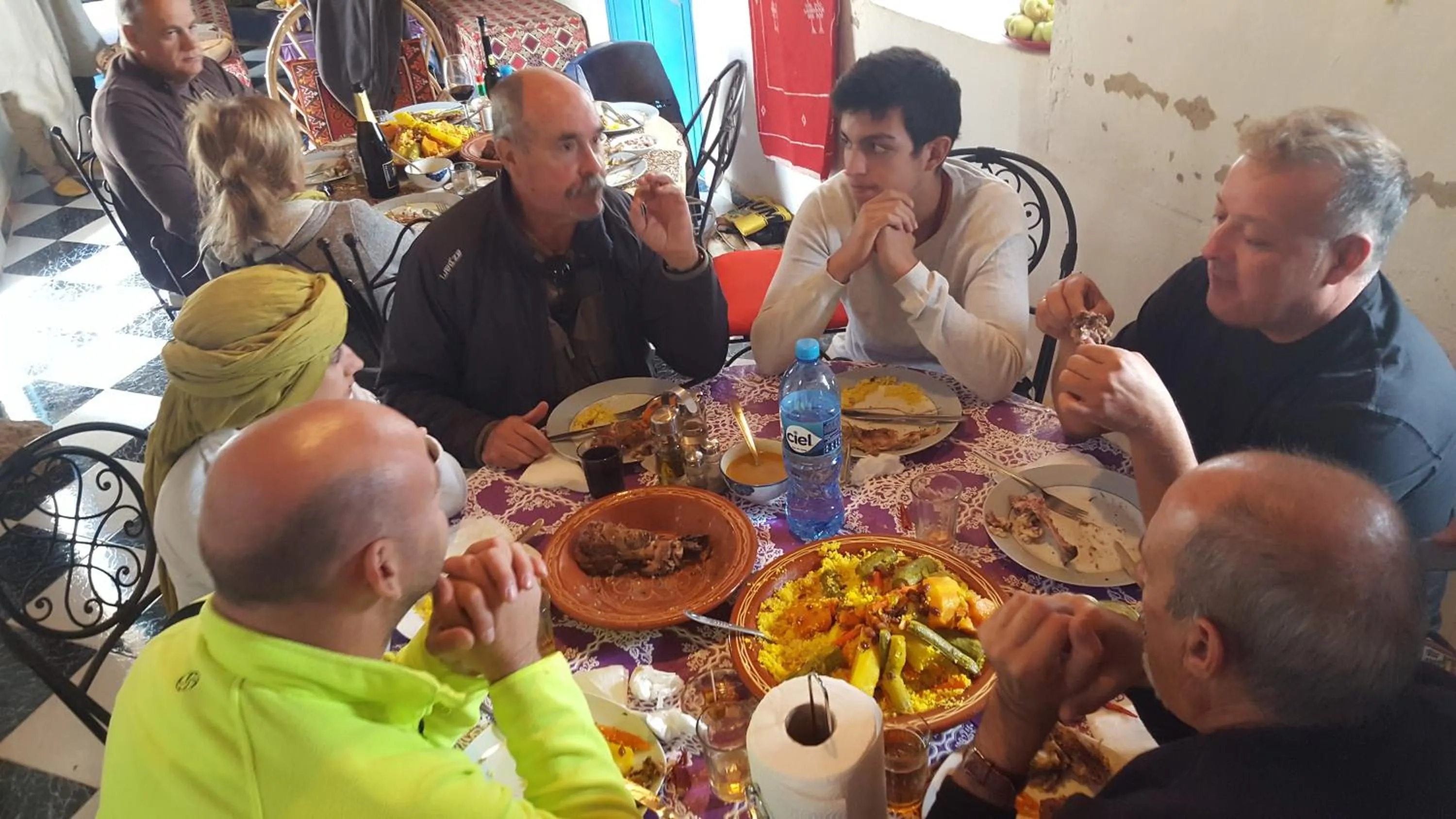 Restaurant/places to eat in Auberge Ibrahim