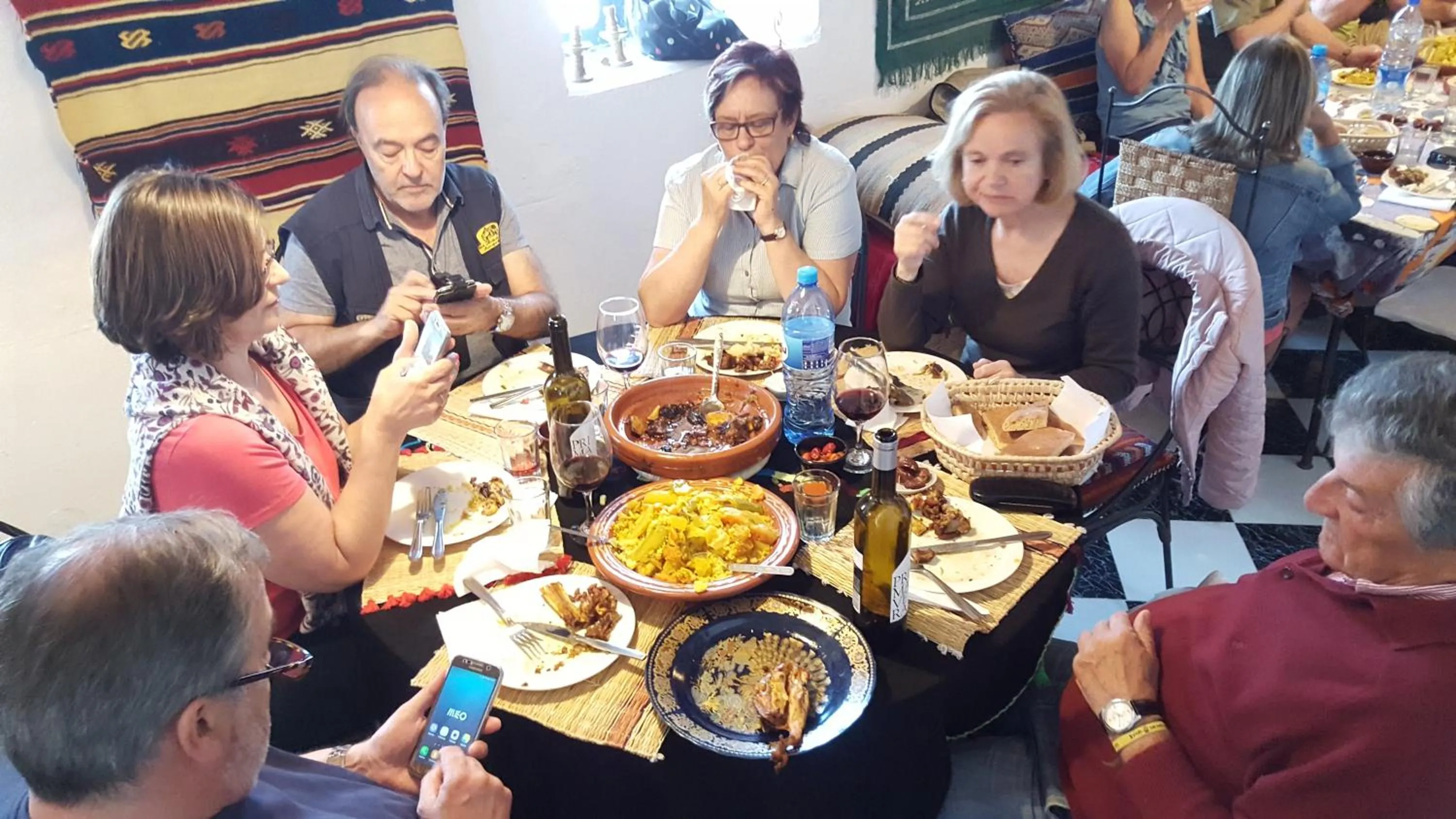 Restaurant/places to eat in Auberge Ibrahim