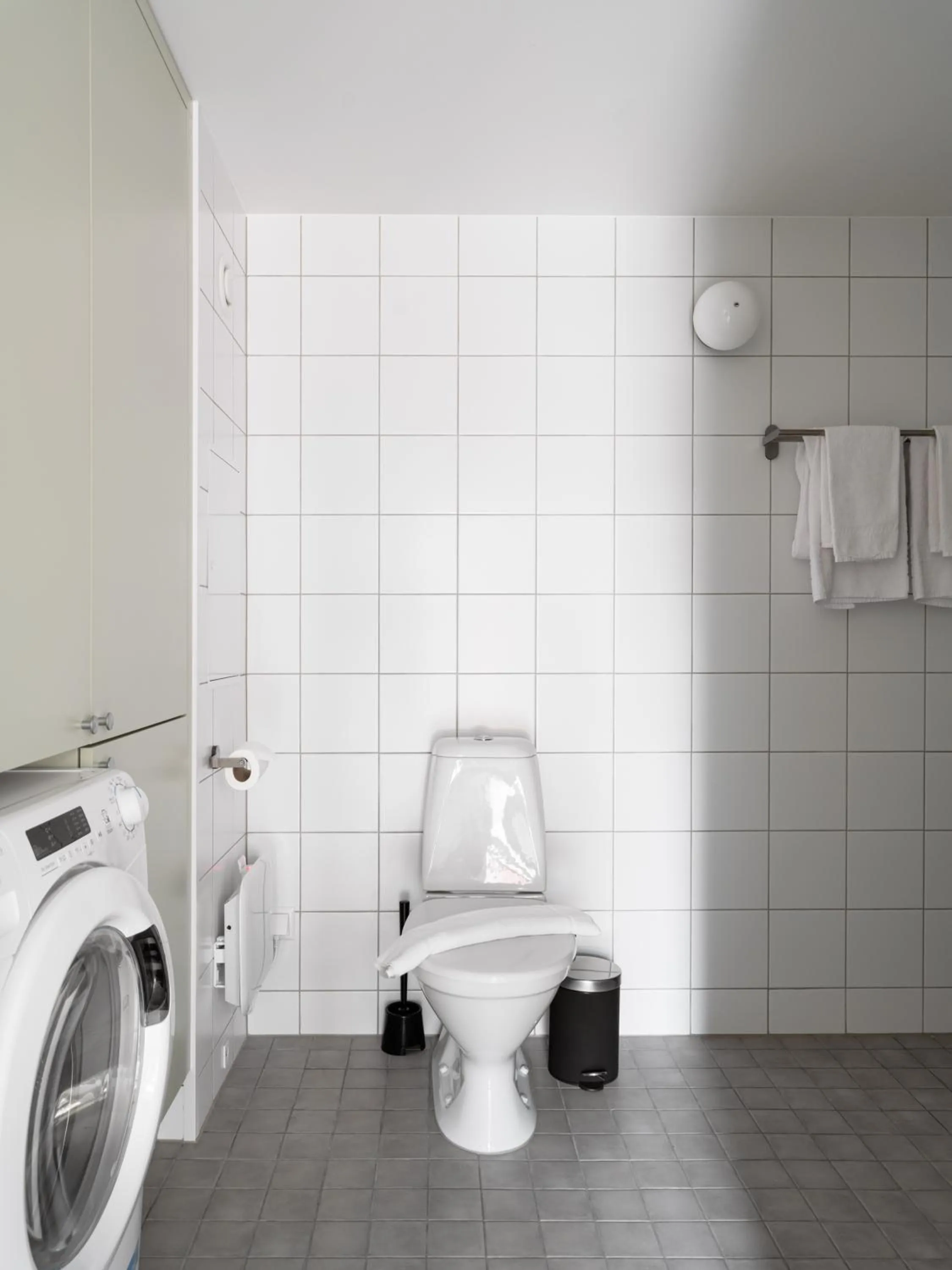 Toilet in Waterfront Cabins
