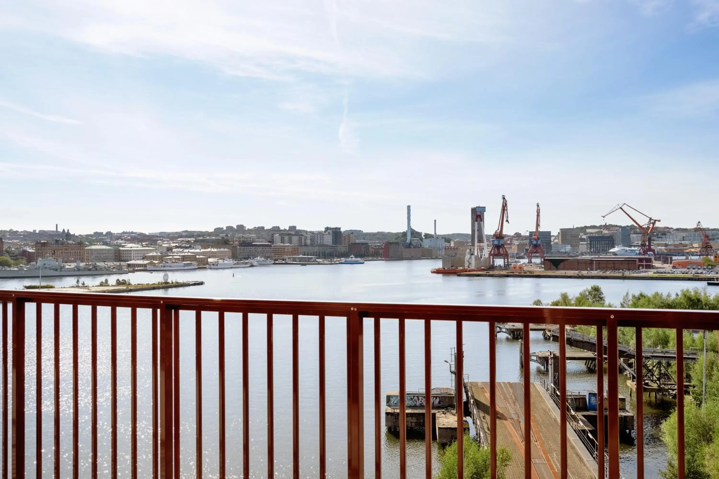 Family Room with Sea View in Waterfront Cabins Family Room with Sea View in Waterfront Cabins