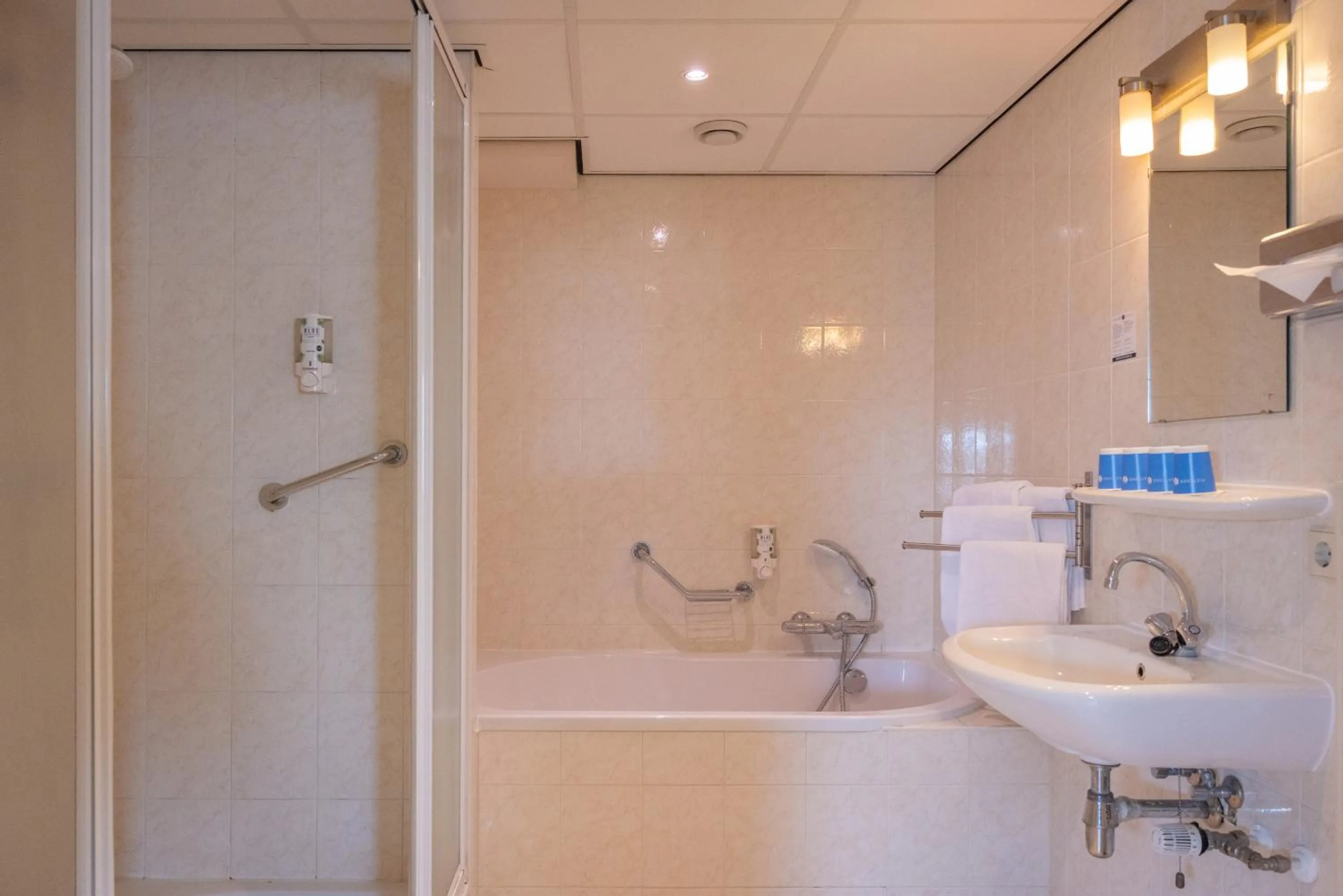 Bathroom in Fletcher Hotel - Restaurant de Cooghen