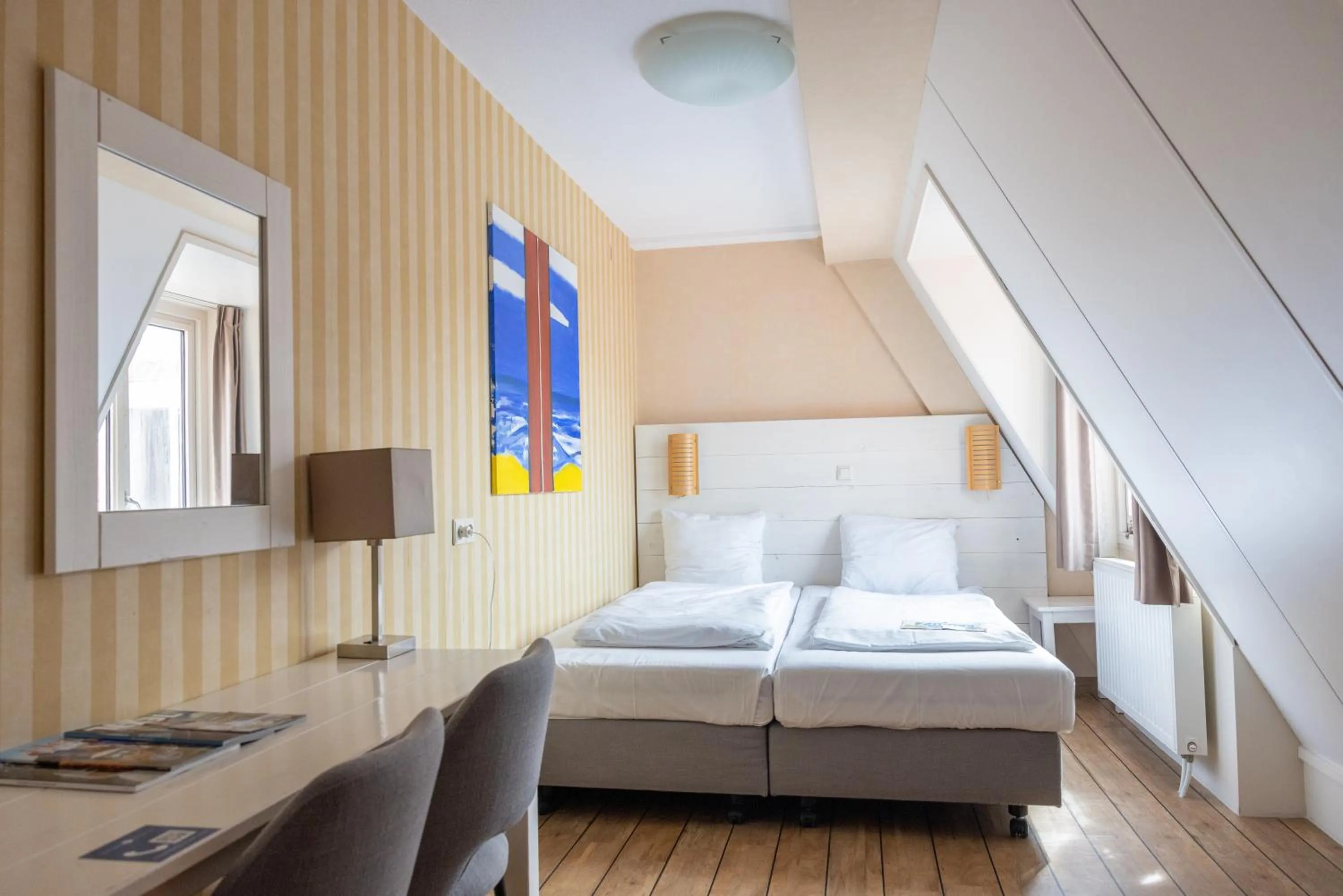 Bedroom, Bed in Fletcher Hotel - Restaurant de Cooghen