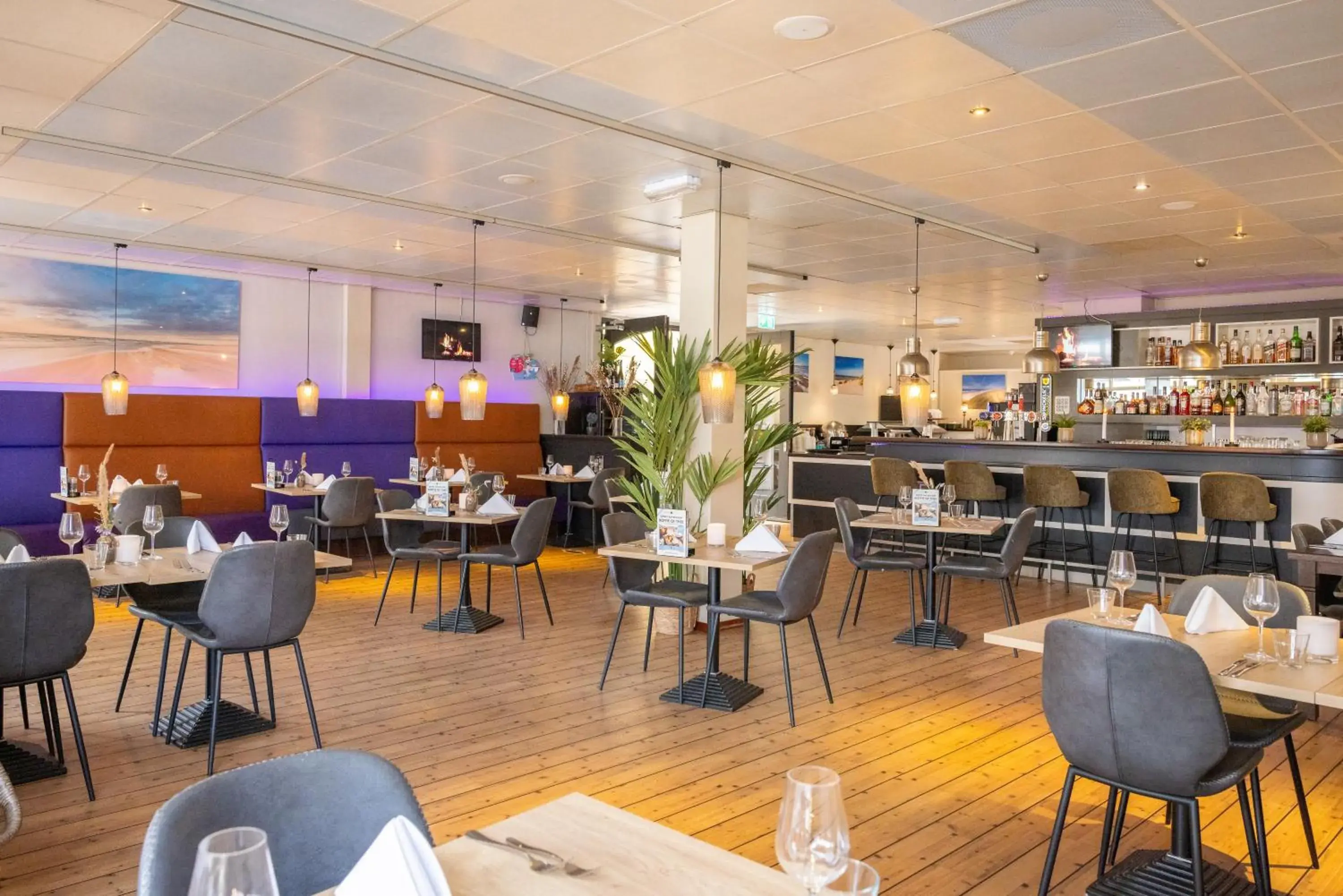 Restaurant/places to eat in Fletcher Hotel - Restaurant de Cooghen Restaurant/places to eat in Fletcher Hotel - Restaurant de Cooghen