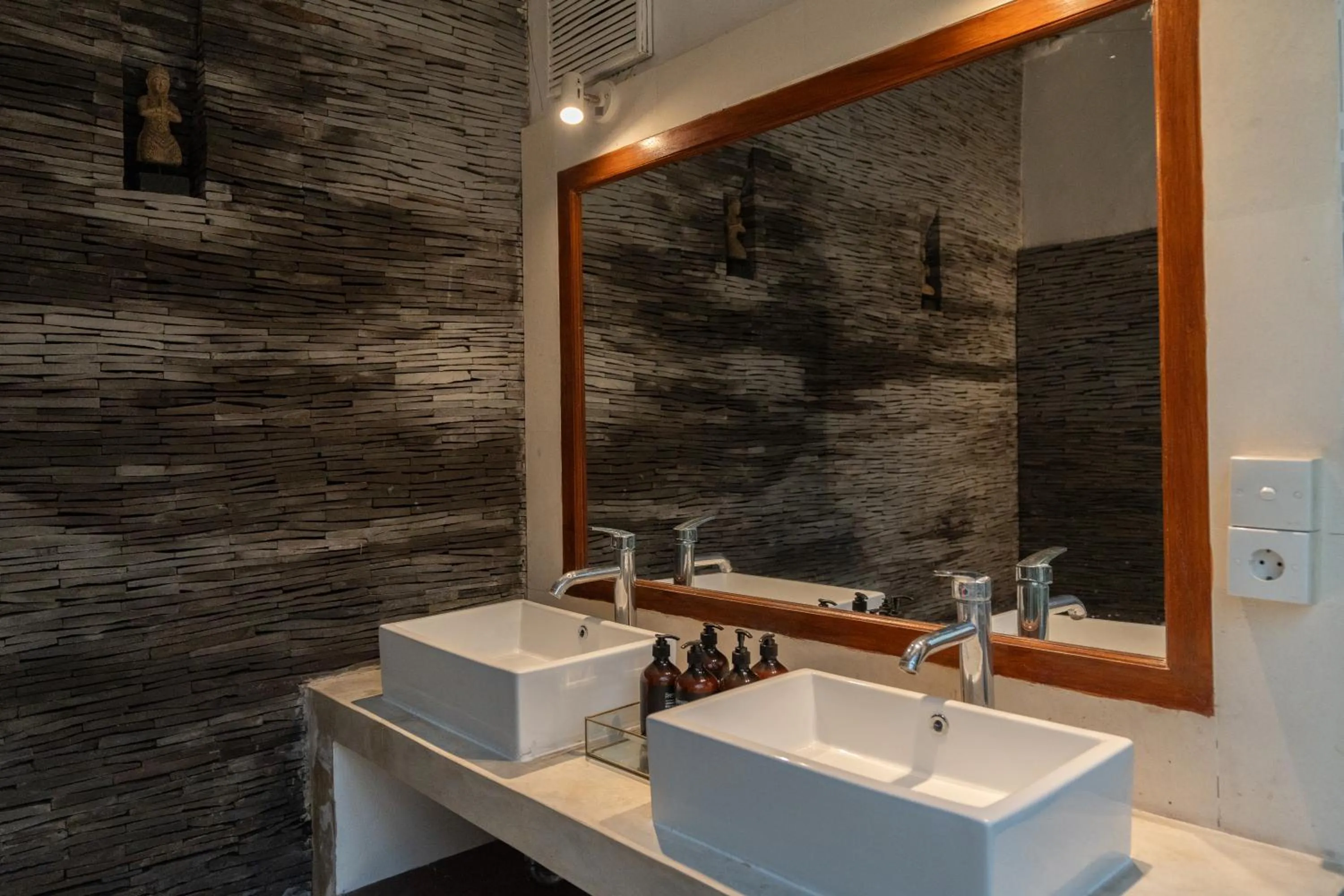 Bathroom in The Gardens Seminyak