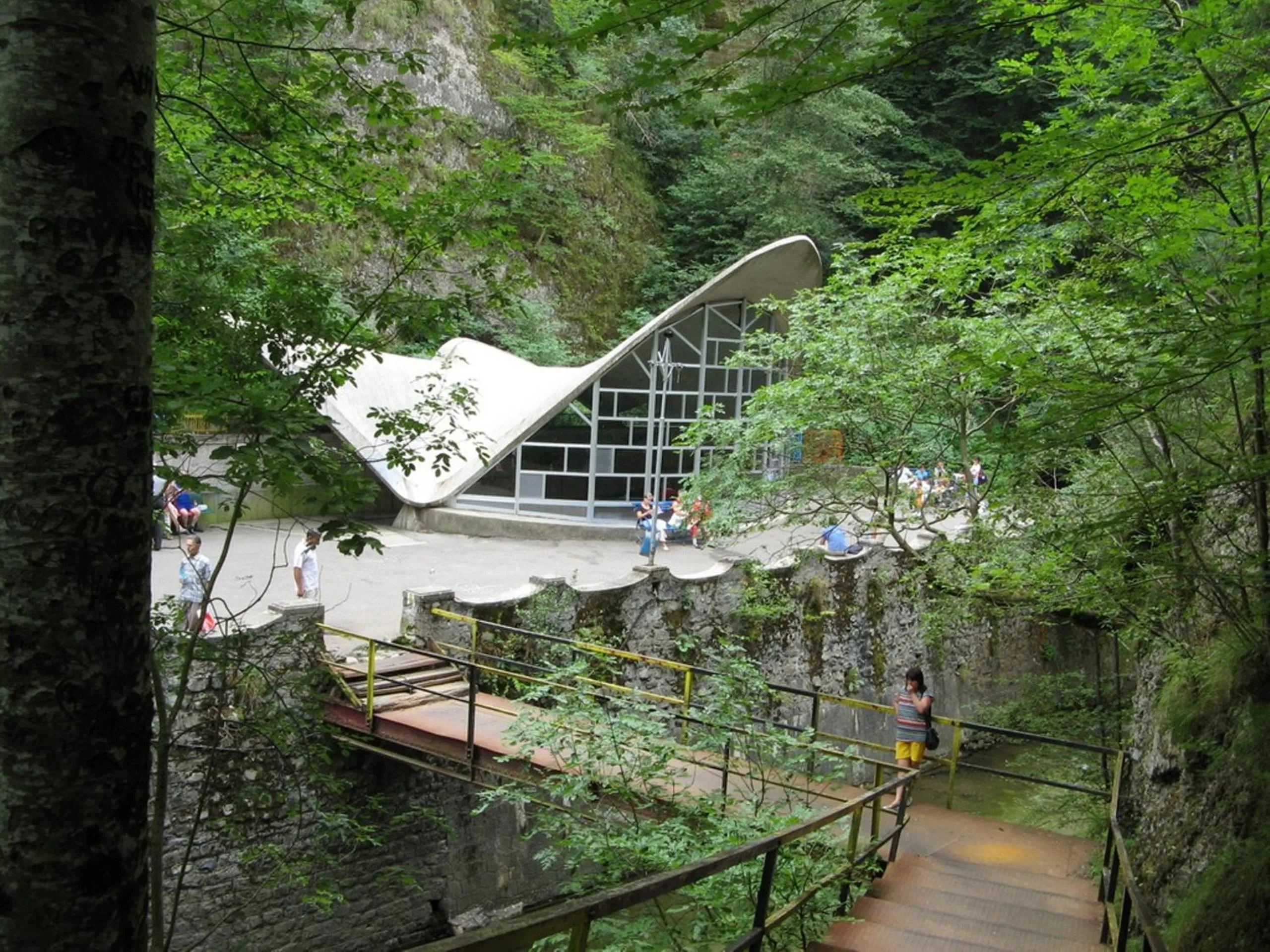 Area and facilities in Hotel Parang