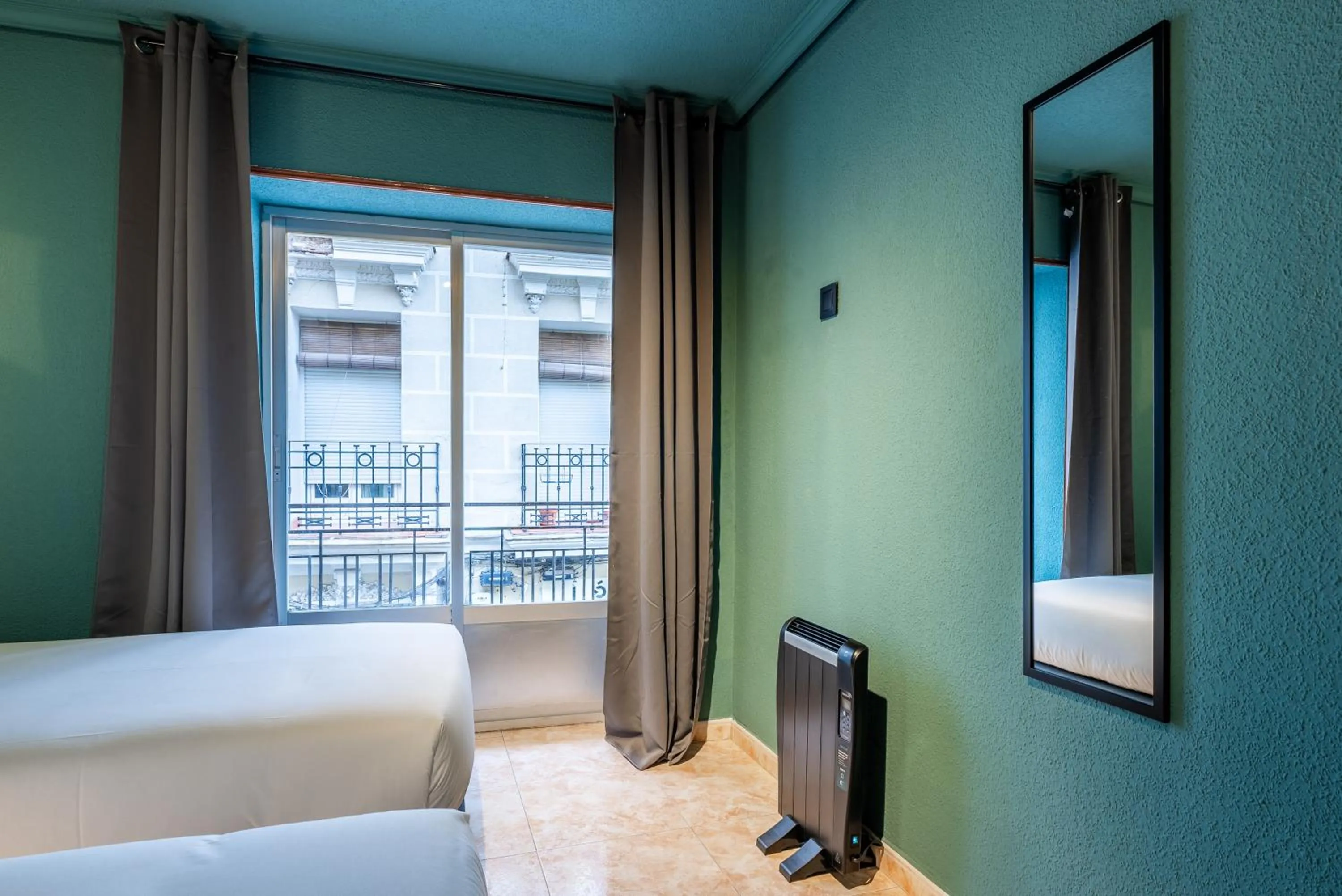 Bedroom in Ideal Hostel Madrid