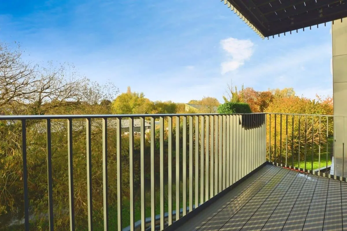 Balcony/Terrace in Modern 2 Bedroom Apartment with parking - Ashford