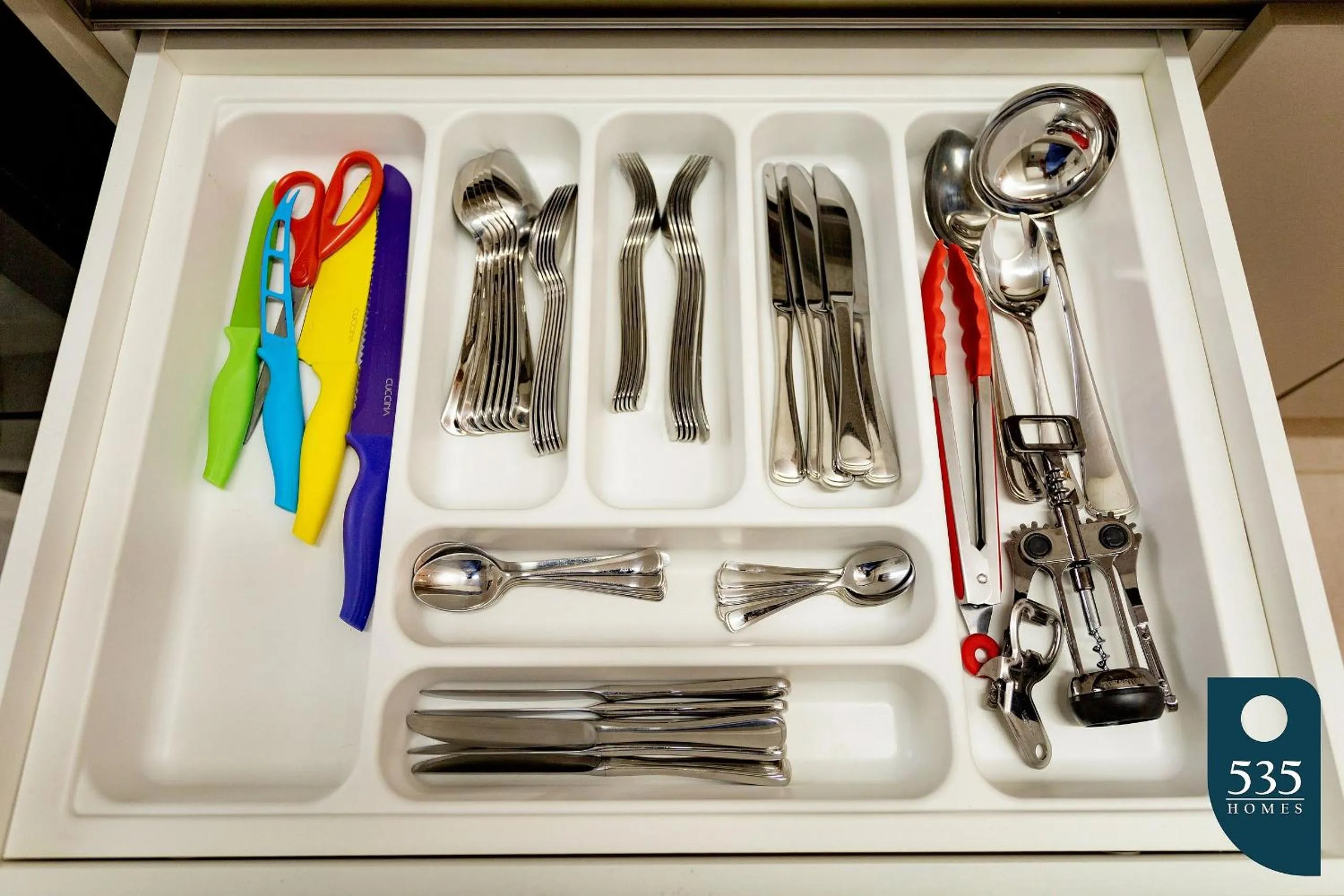 Kitchen or kitchenette in Lindo e aconchegante com vista panorâmica na Barra