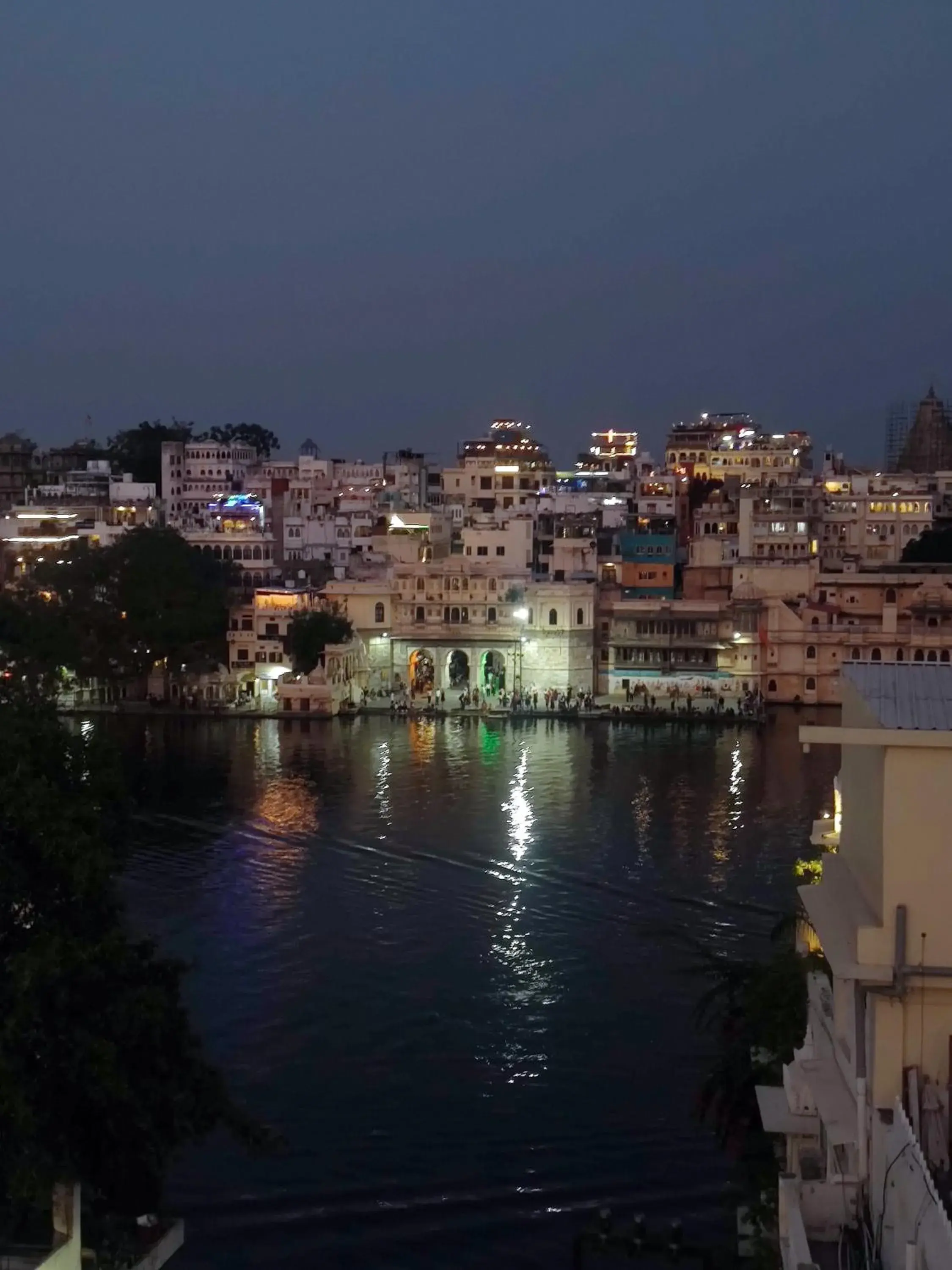Lake view in Madpackers Udaipur Lake view in Madpackers Udaipur
