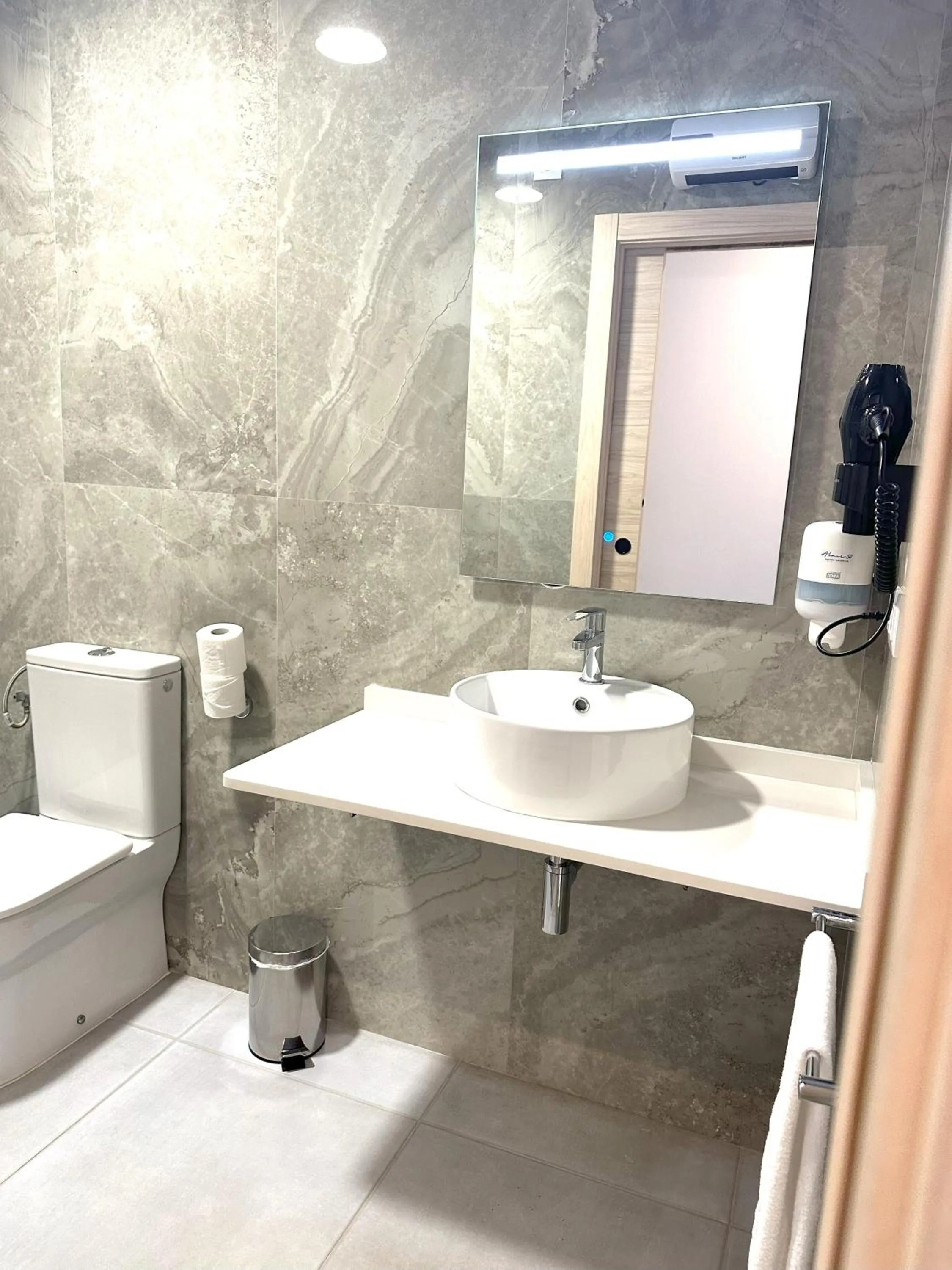 Almar 52 Suites