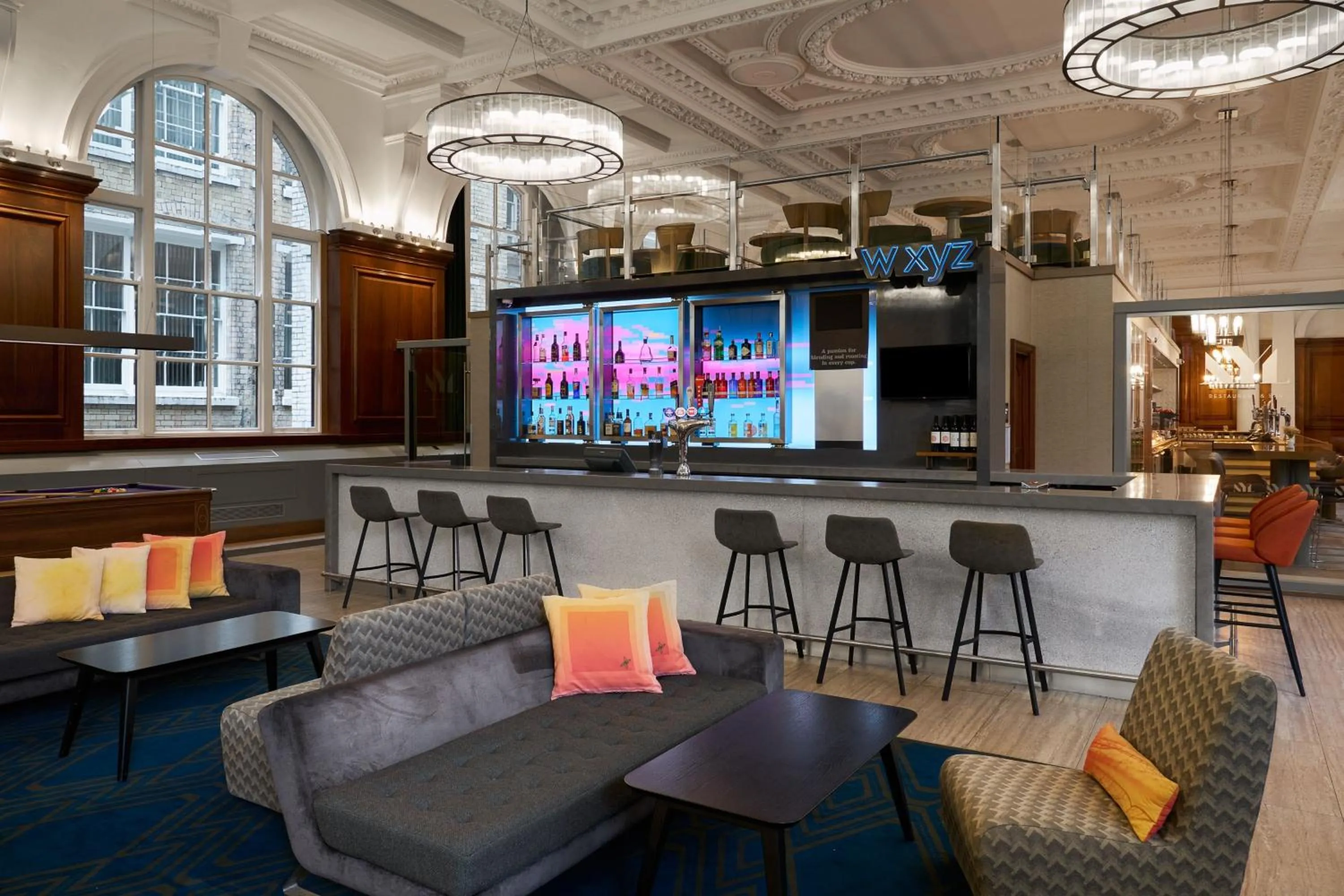 Lounge or bar in Aloft Liverpool