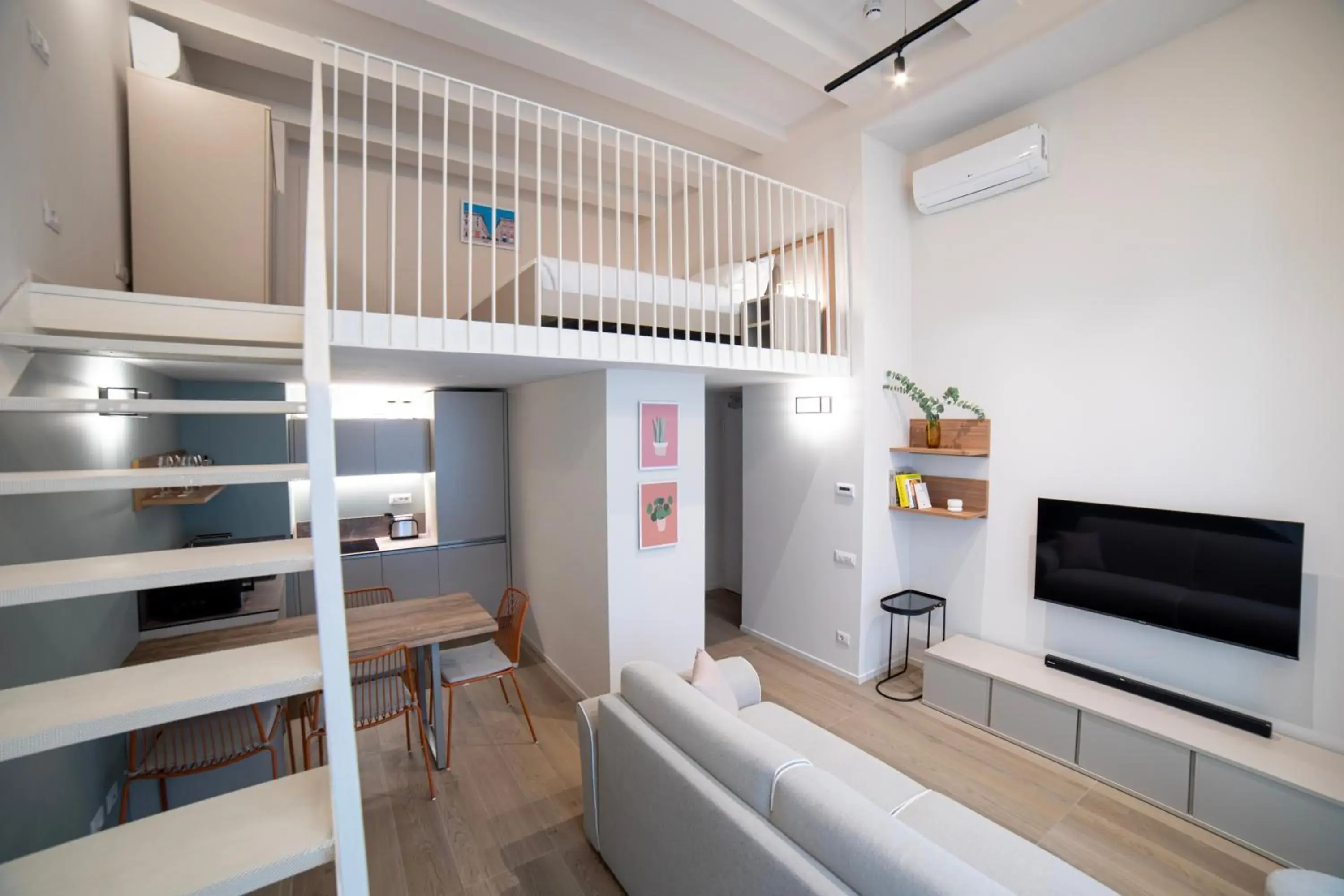 Bed in Be Mate Torino Centro Bed in Be Mate Torino Centro