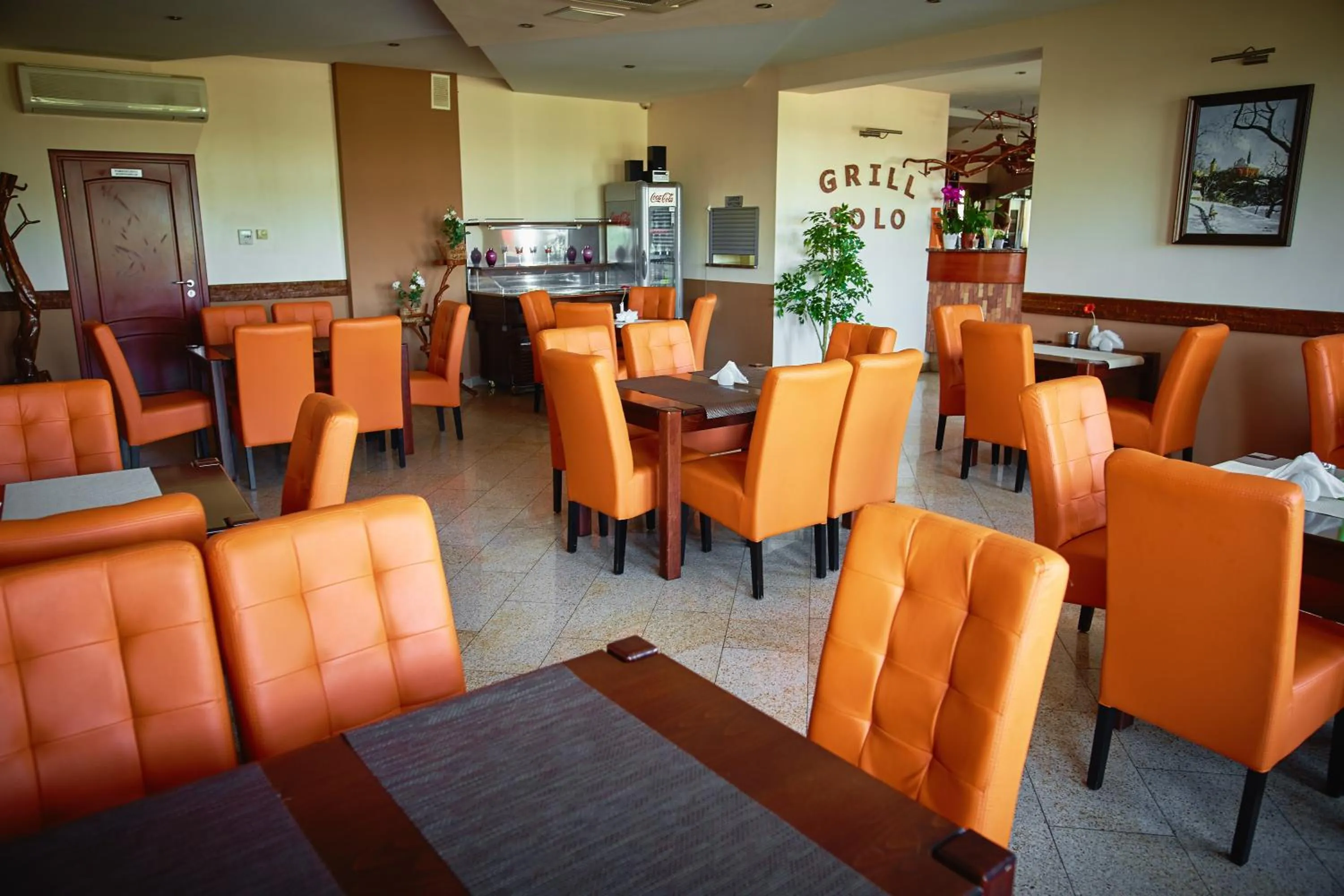 Restaurant/places to eat in Noclegi Grill Solo