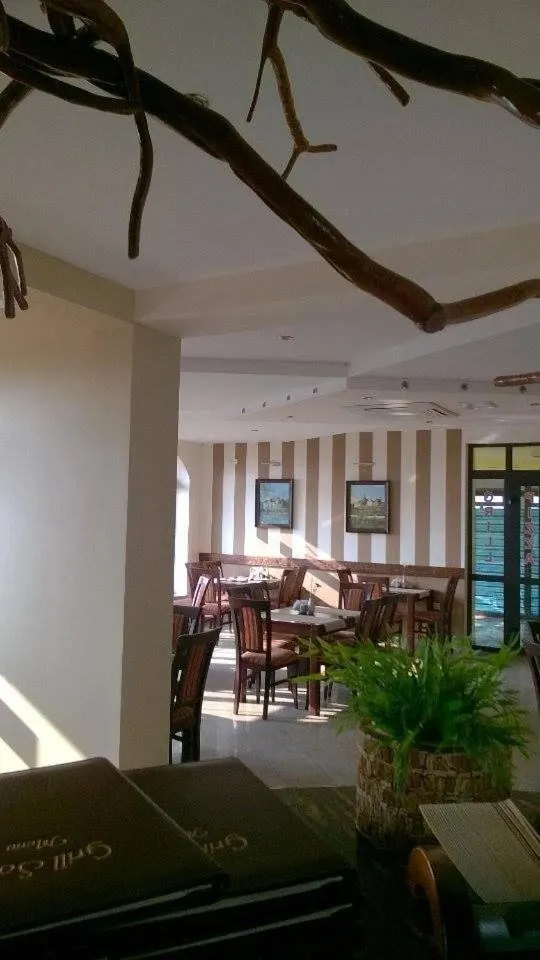 Restaurant/places to eat in Noclegi Grill Solo