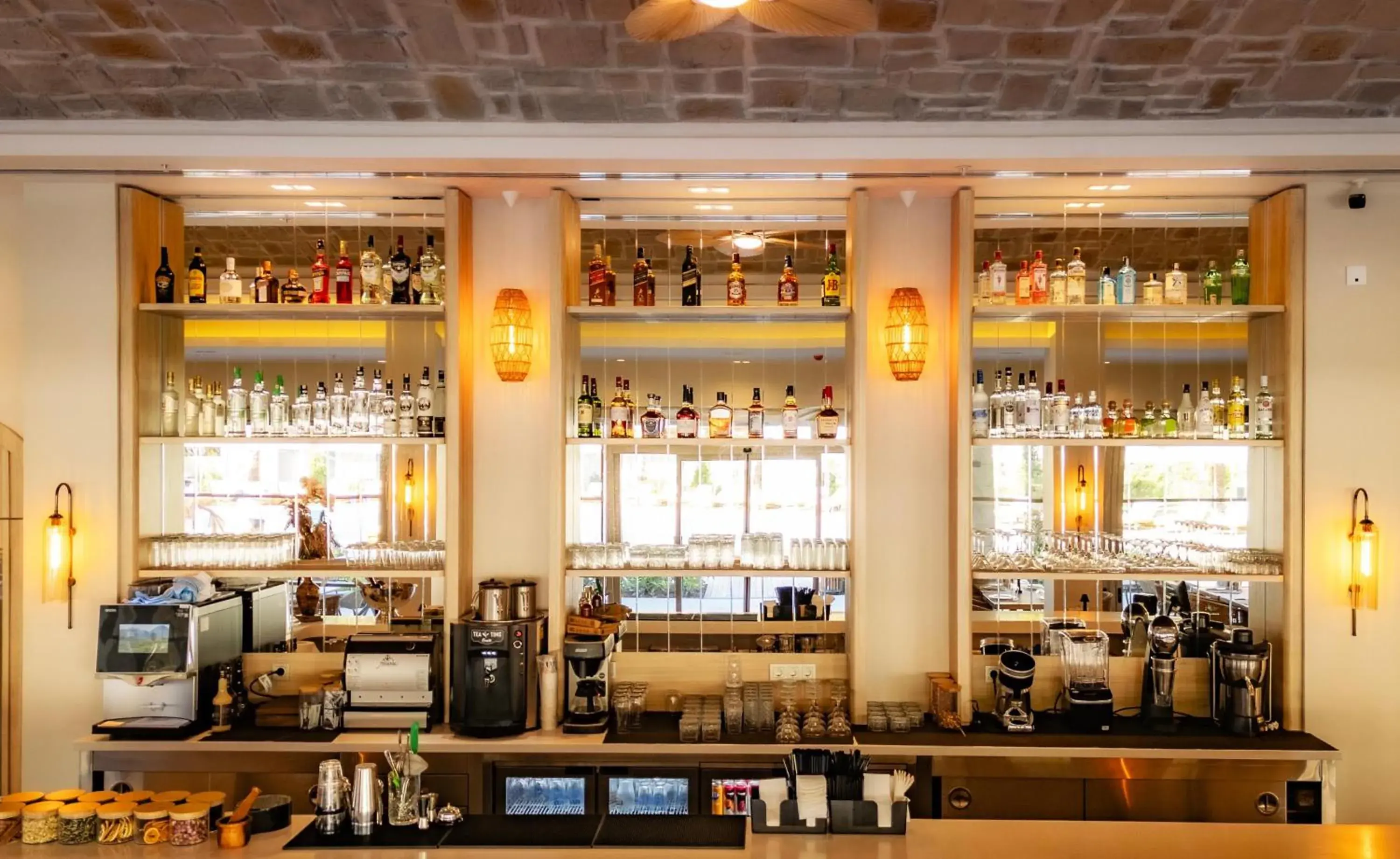 Lounge or bar in Suum Bodrum Hotel & Beach - Adult Only Lounge or bar in Suum Bodrum Hotel & Beach - Adult Only