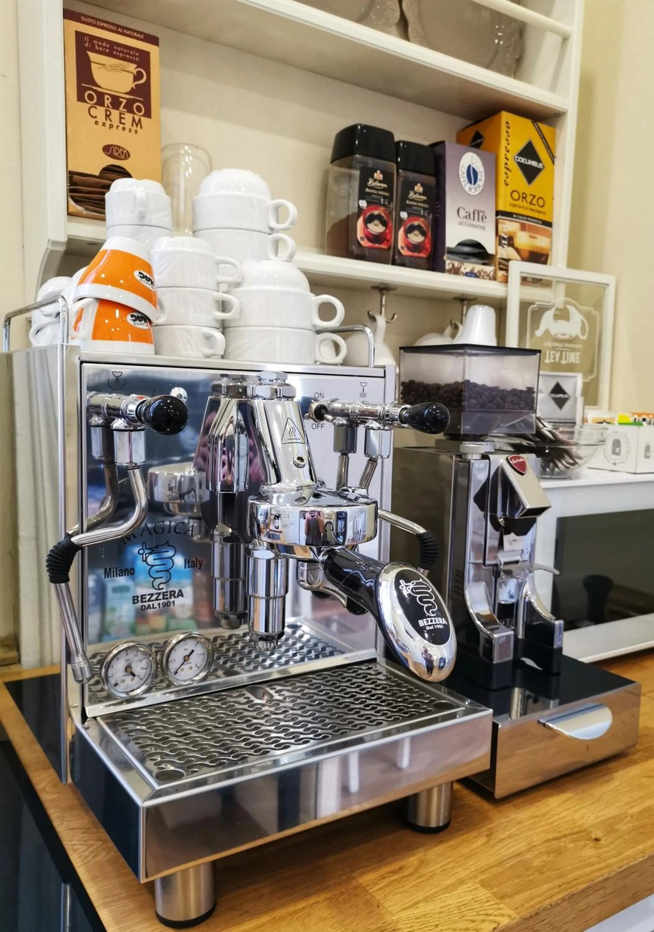 Food and drinks in Opera Relais