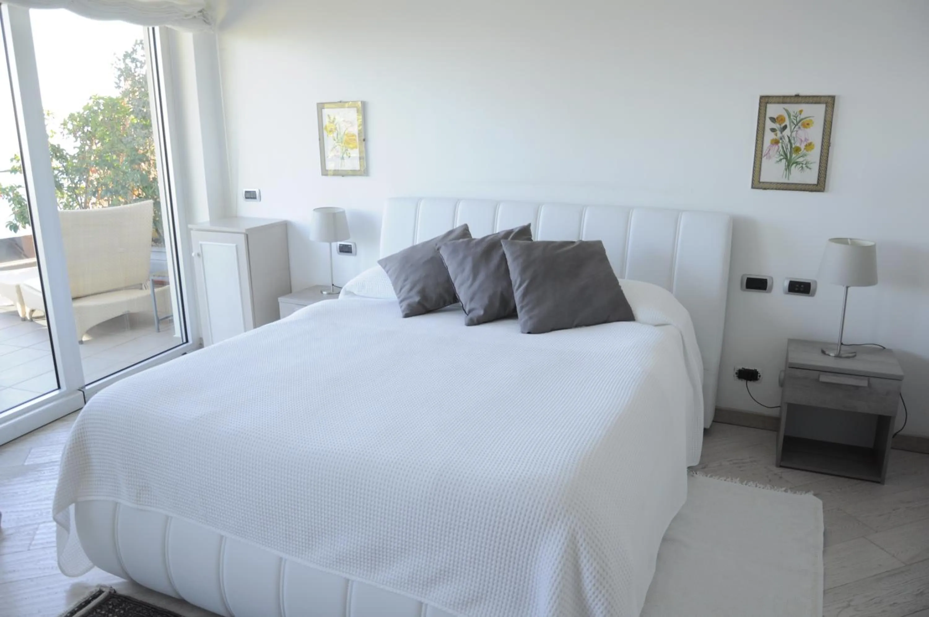 Bed in Maison Blanche Taormina