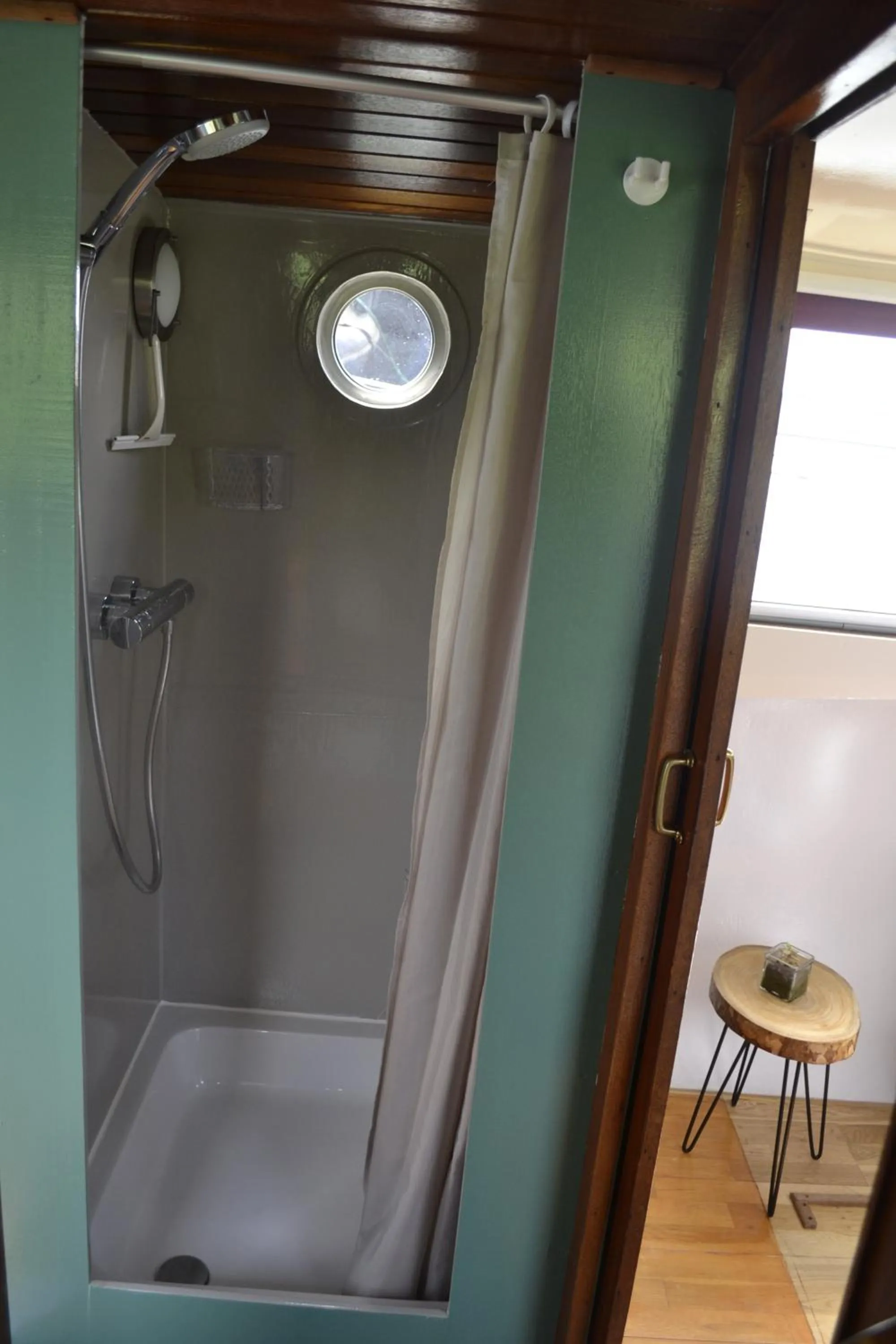 Bathroom in Floating B&B Amsterdam