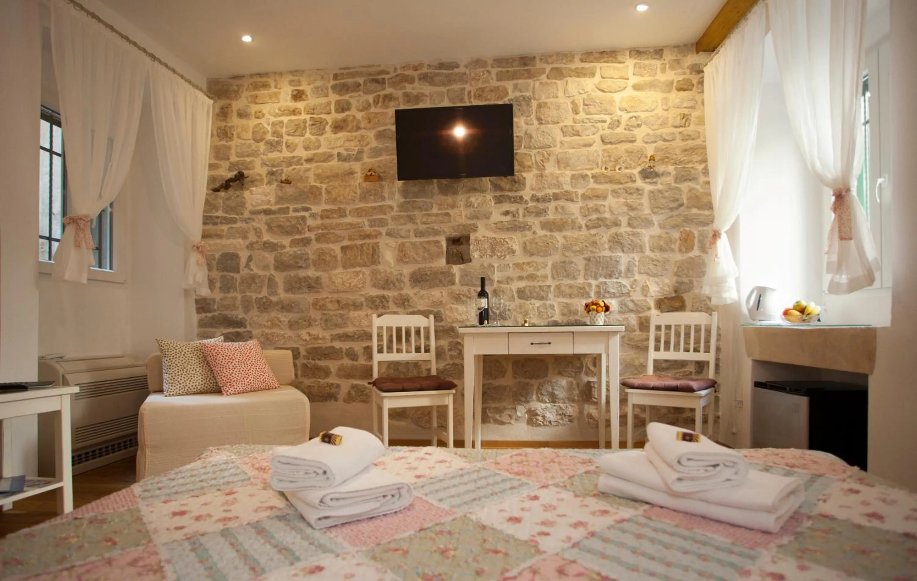 Bed in Luxury Room Kokola