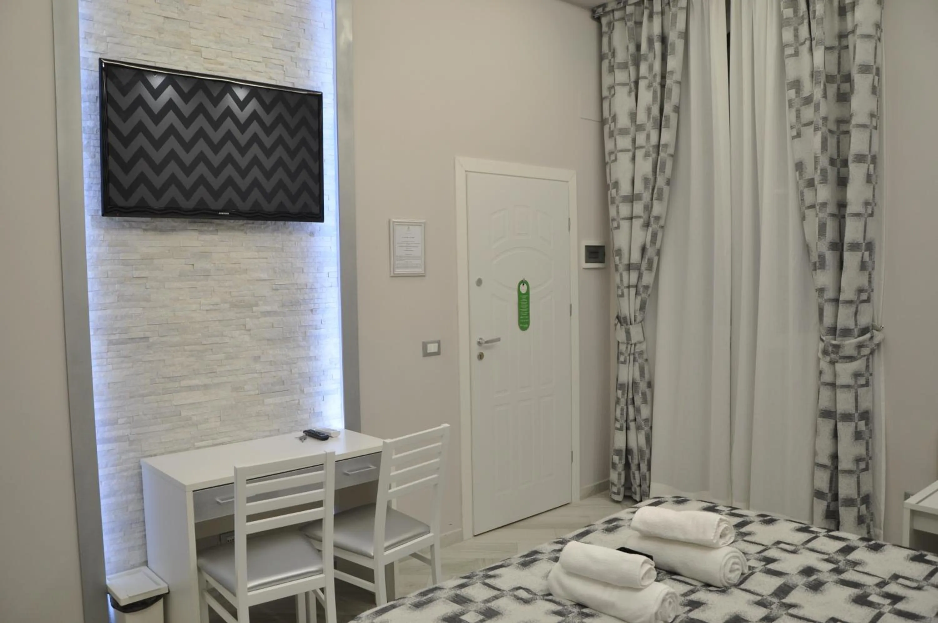 TV and multimedia, Bed in Il Corso Suite