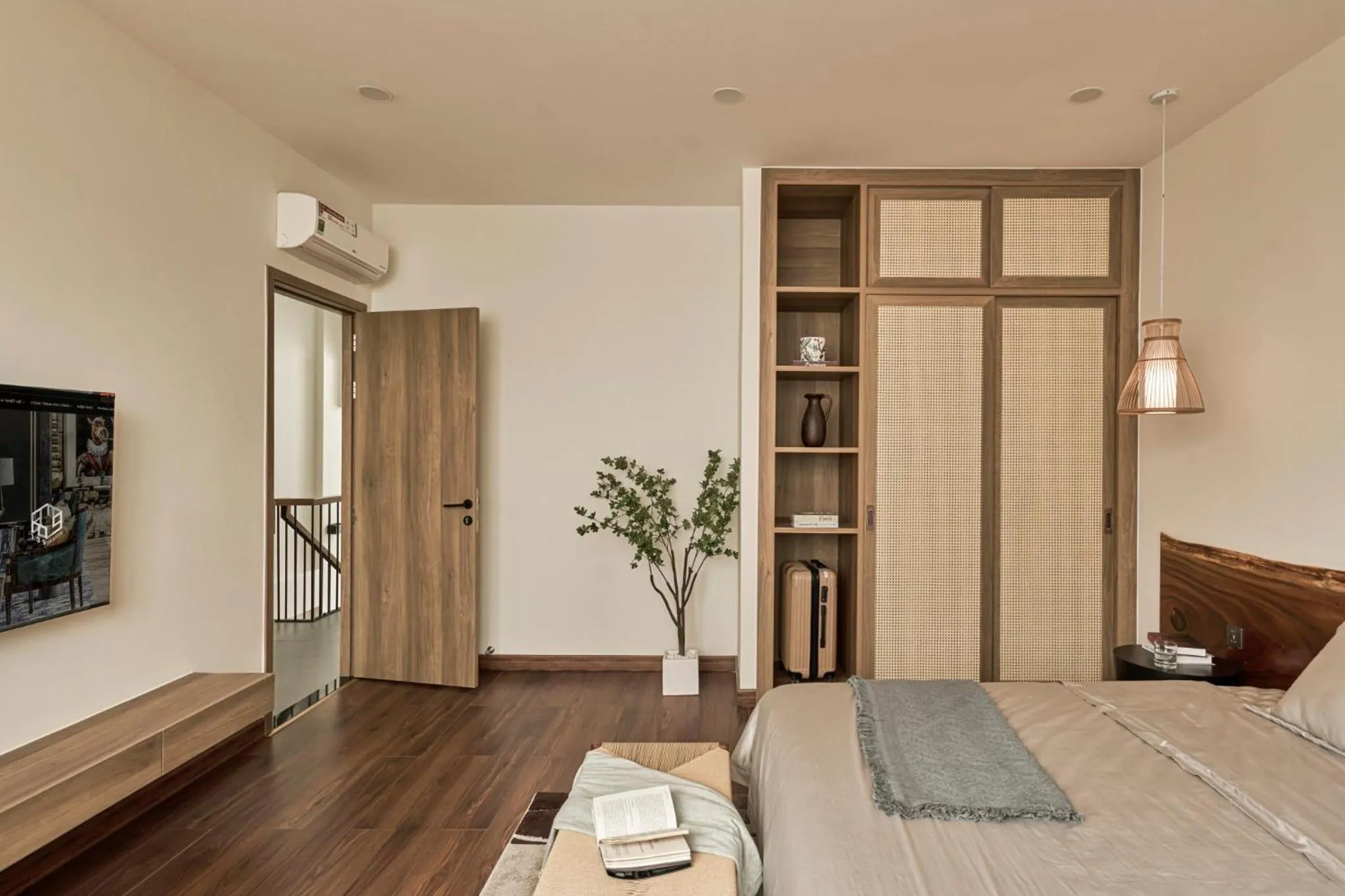 Bed in LAKE HILL Villas