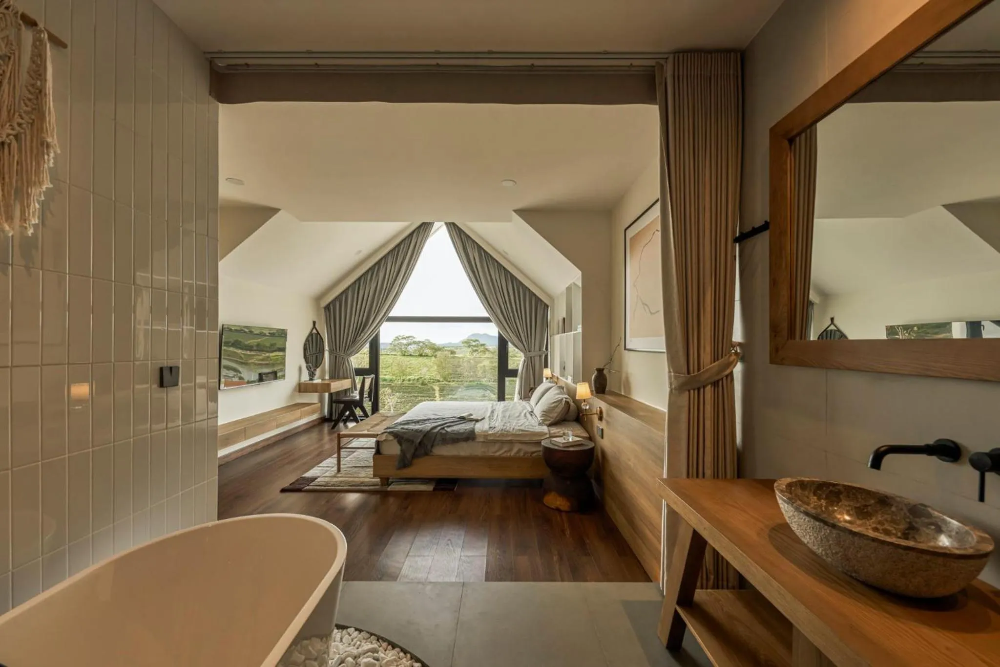 Bed in LAKE HILL Villas