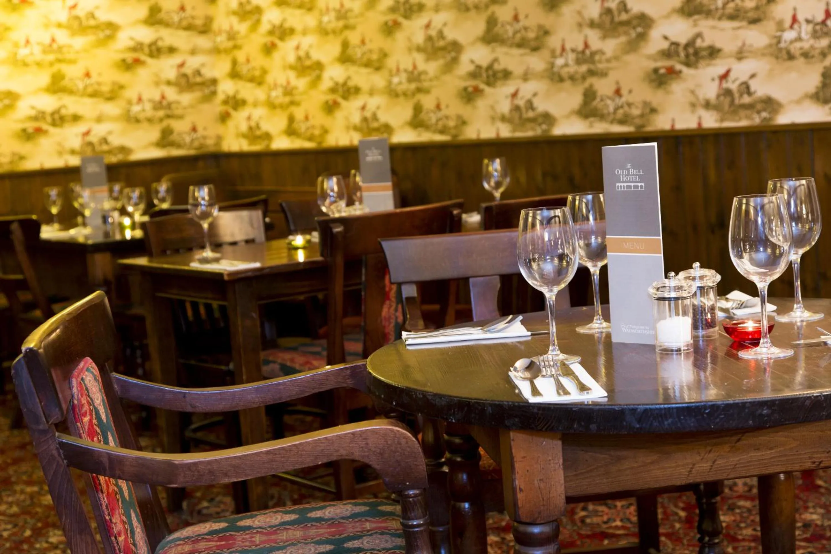 Dining area in The Old Bell - Warminster